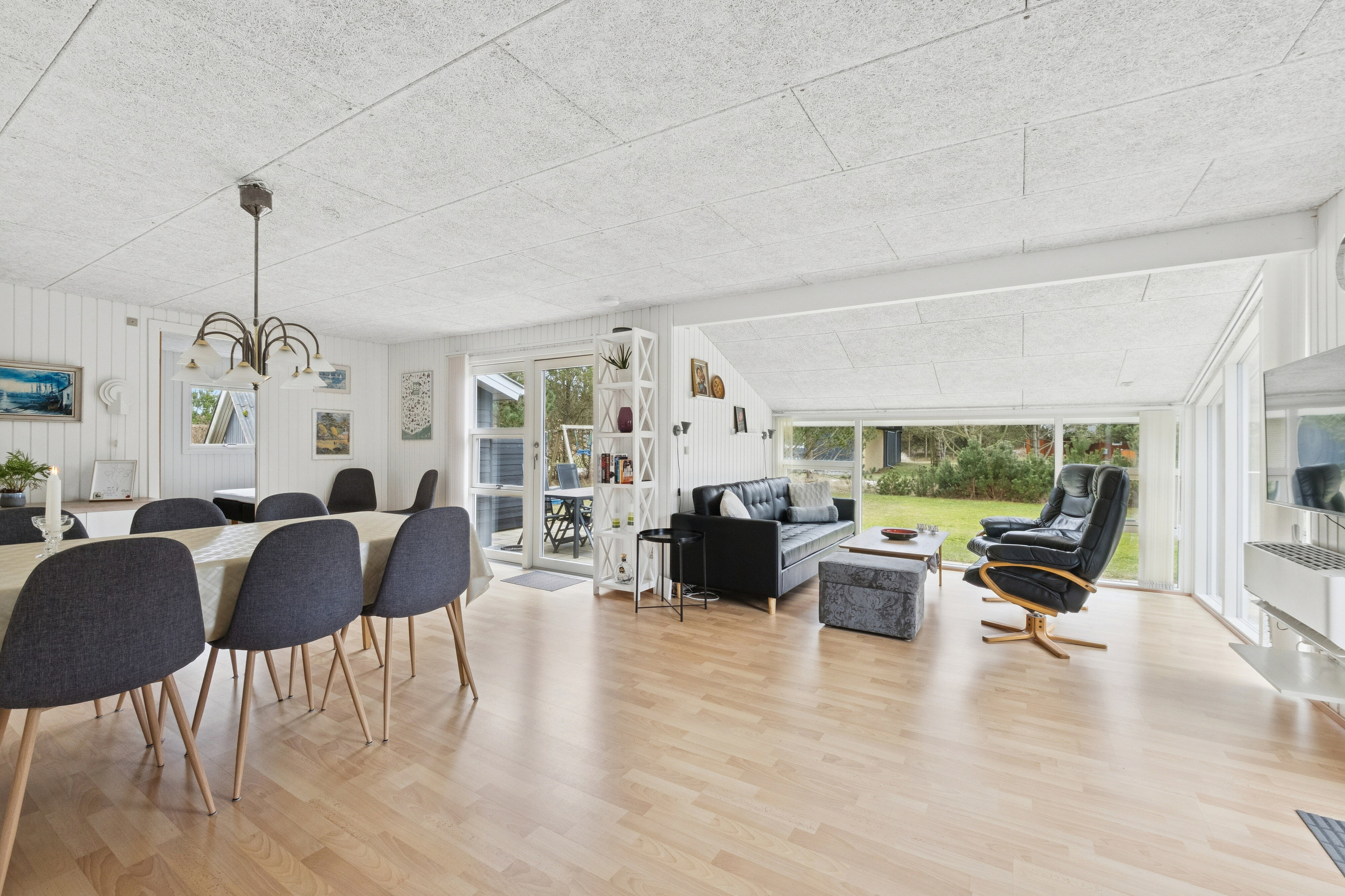 Miniaturebillede 1: stue. Billede af Klemsvej 26D, Vorupør, 7700 Thisted