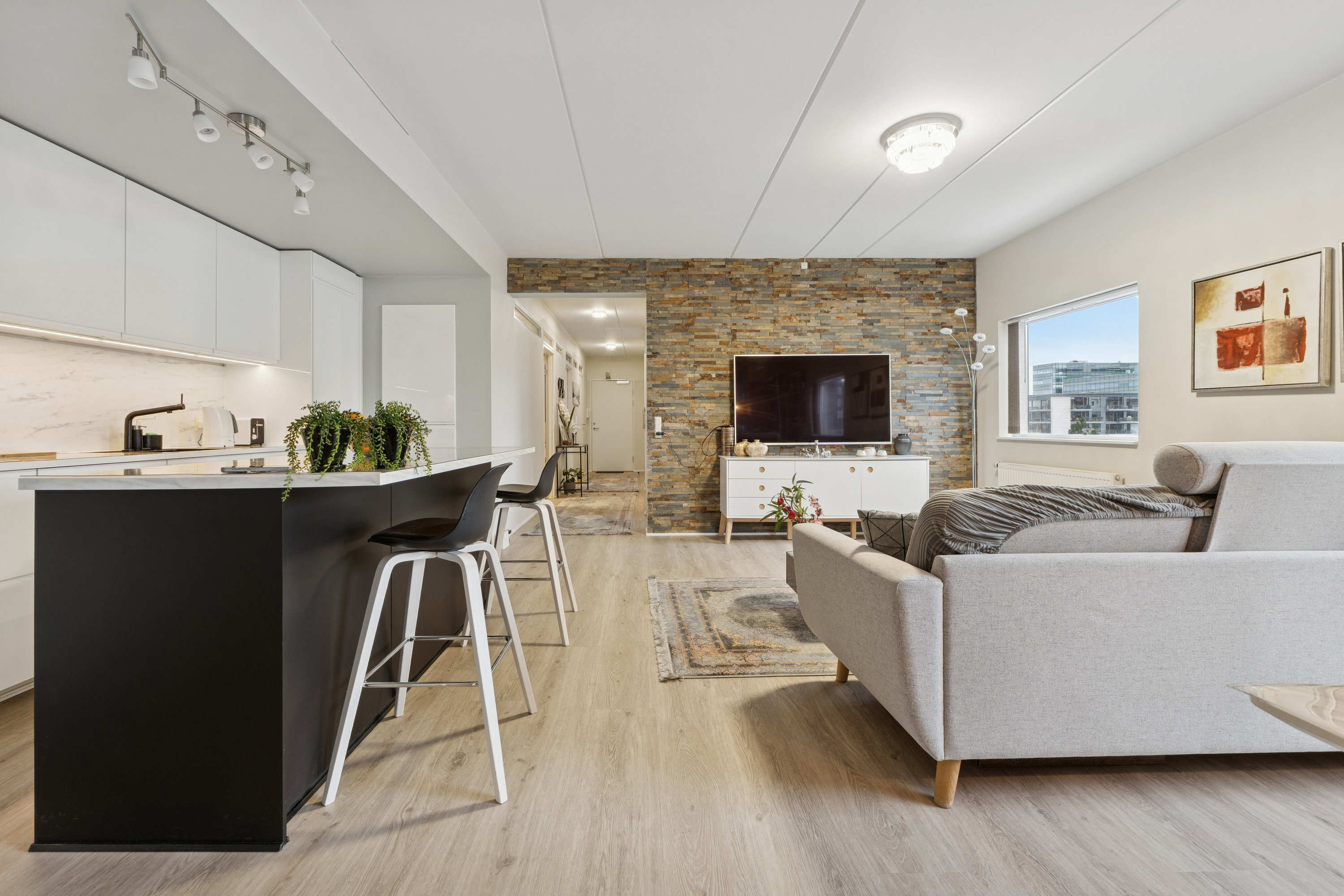 Fremhævet stue billede i fuldskærmstilstand. Billede af Promenadebyen 2, 1. 1., 5000 Odense C