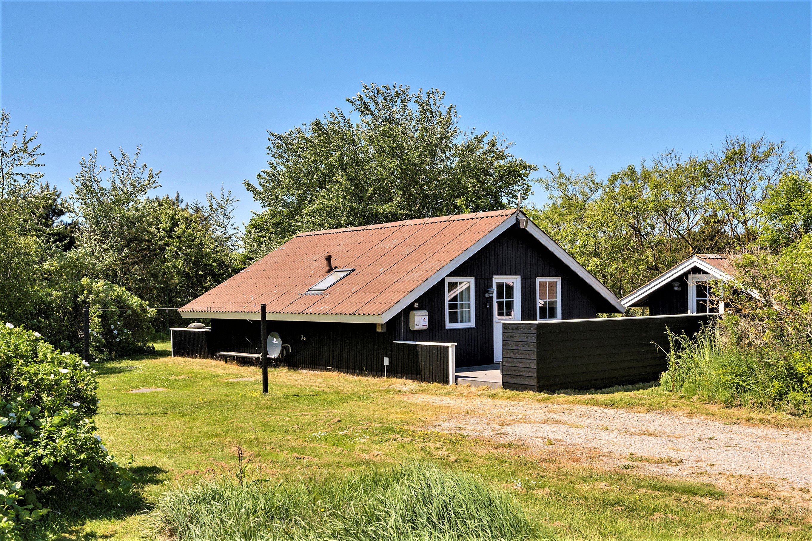 Fritidshus på Sigfred Jensens Vej 45, Bjerregaard, 6960 Hvide Sande