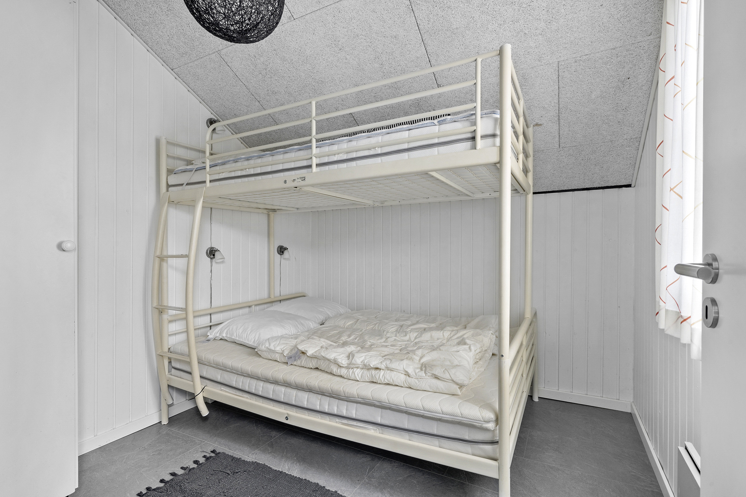 Fremhævet  billede i fuldskærmstilstand. Billede af Sigfred Jensens Vej 45, Bjerregaard, 6960 Hvide Sande