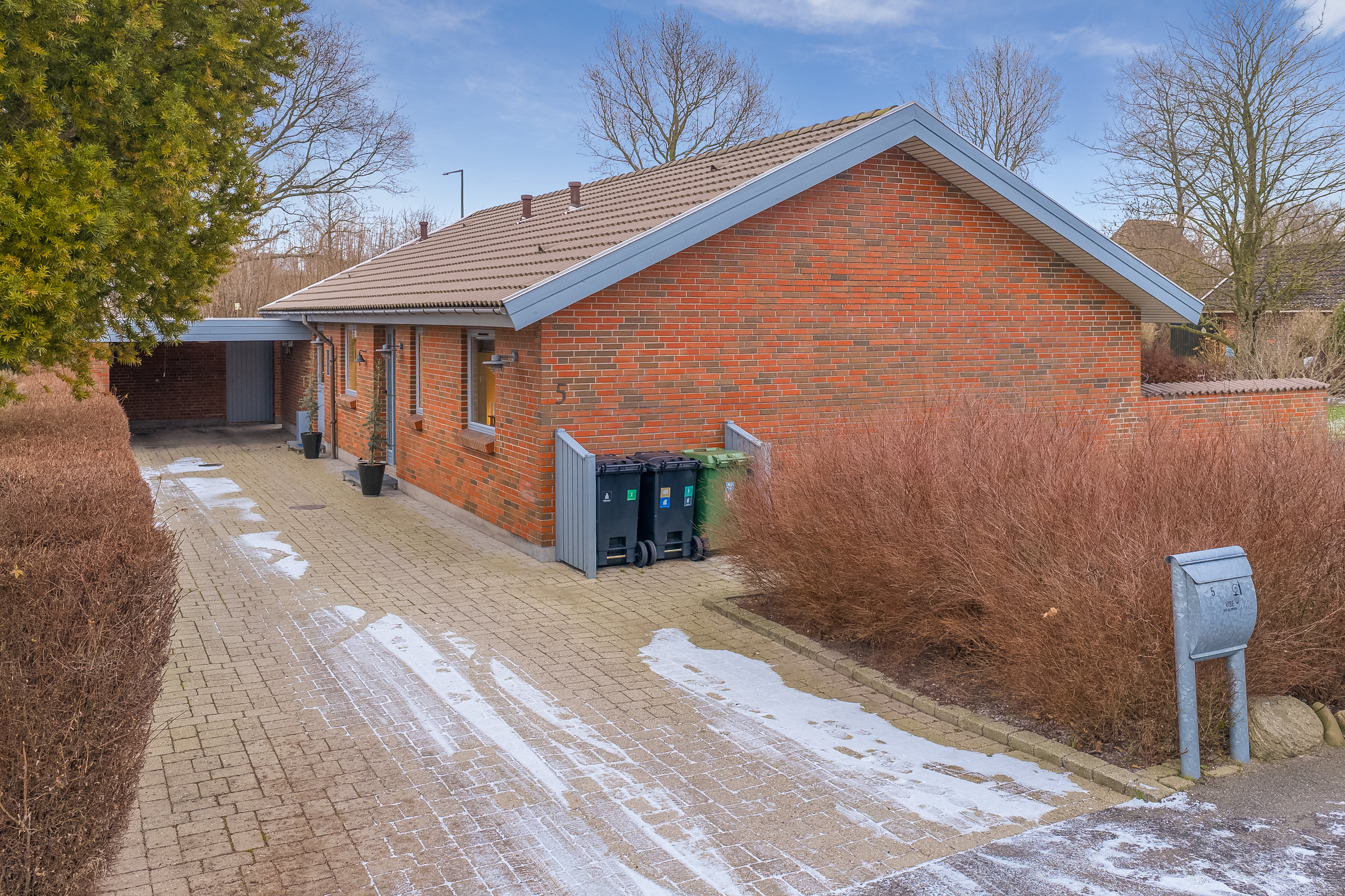 Villa: Facade på Flintebjergvænget 5, Nr Broby, 5672 Broby