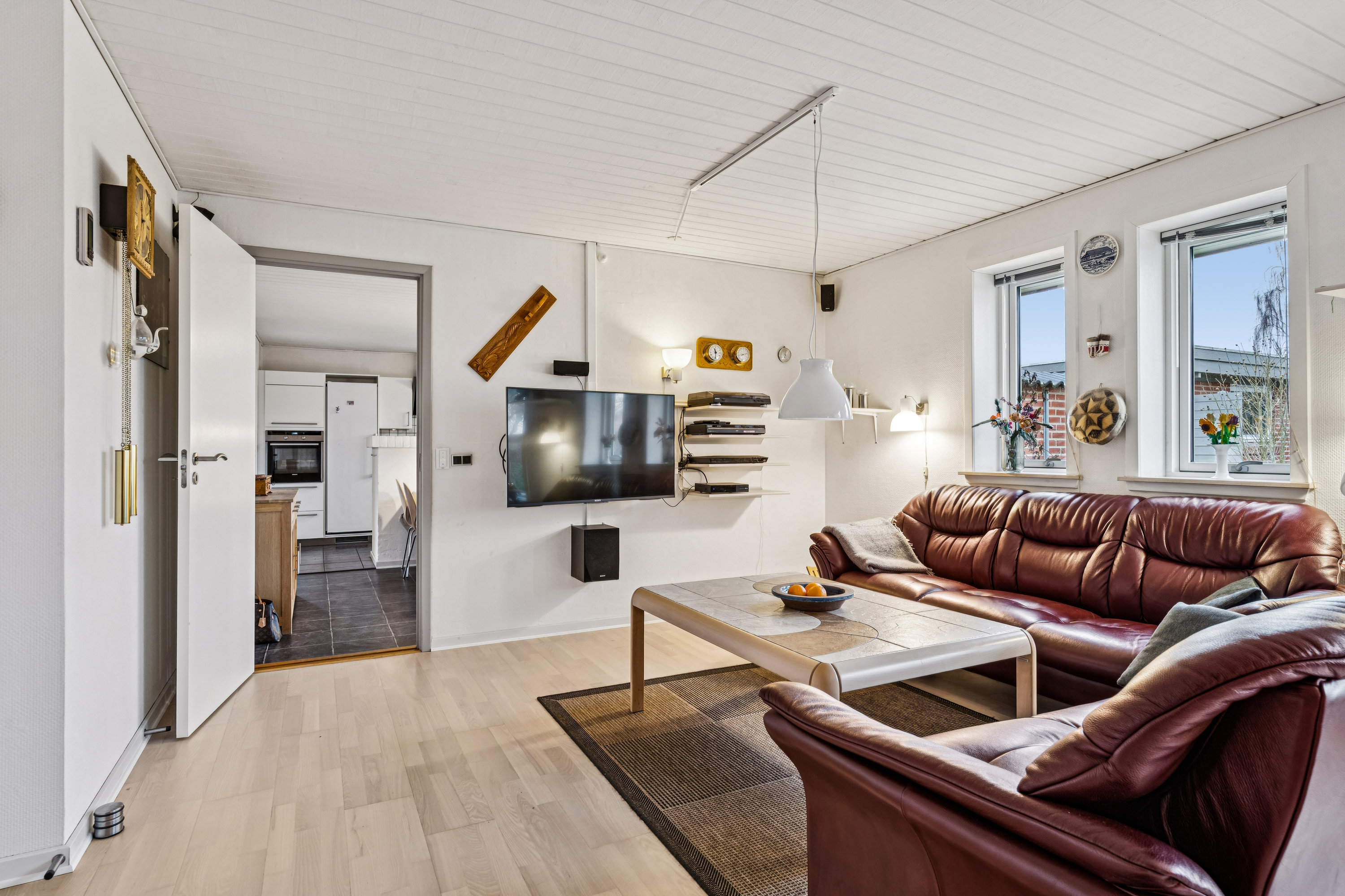 Fremhævet stue billede i fuldskærmstilstand. Billede af Skærvegyden 15, 8723 Løsning