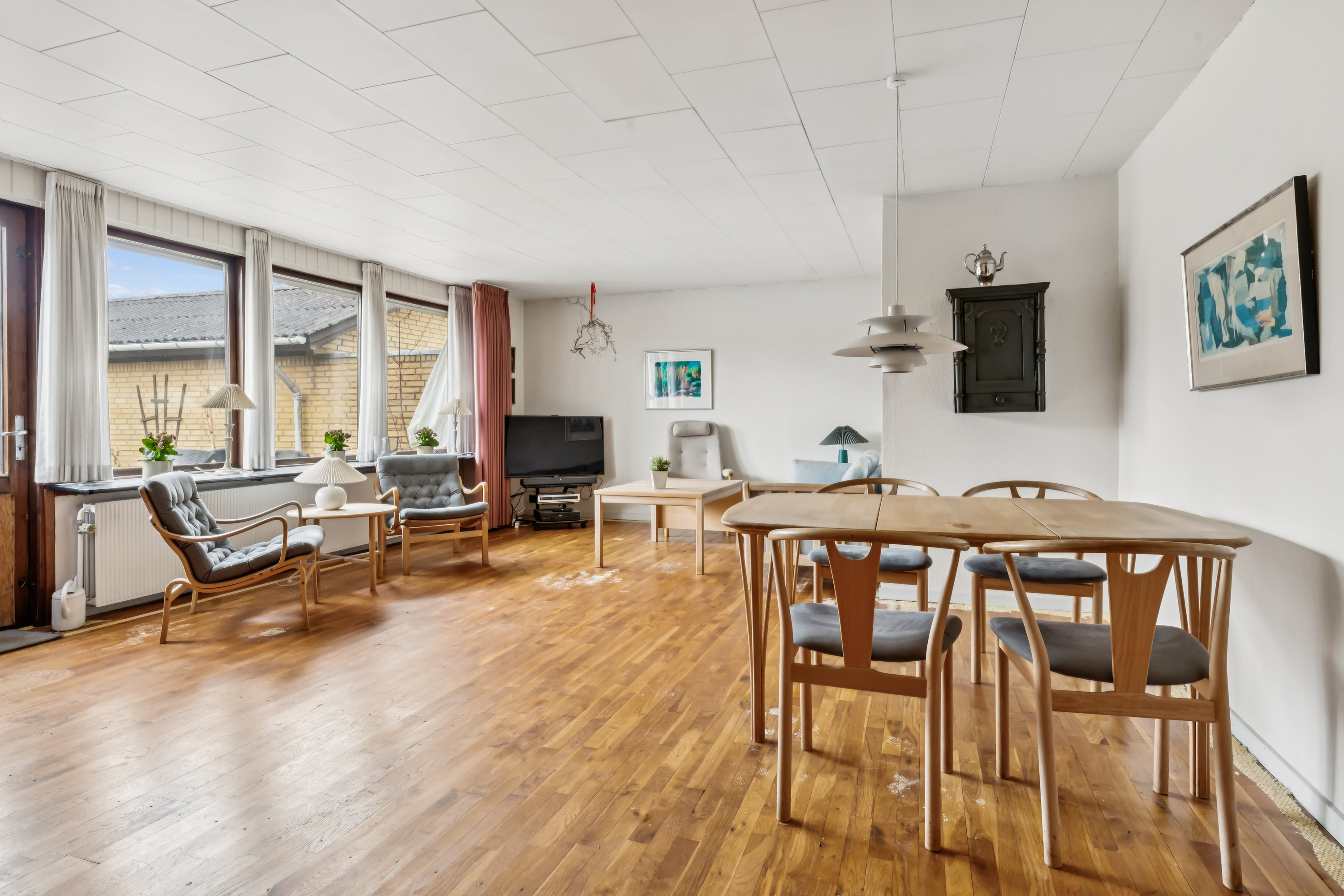 Fremhævet stue billede i fuldskærmstilstand. Billede af Splinten 24, 9260 Gistrup