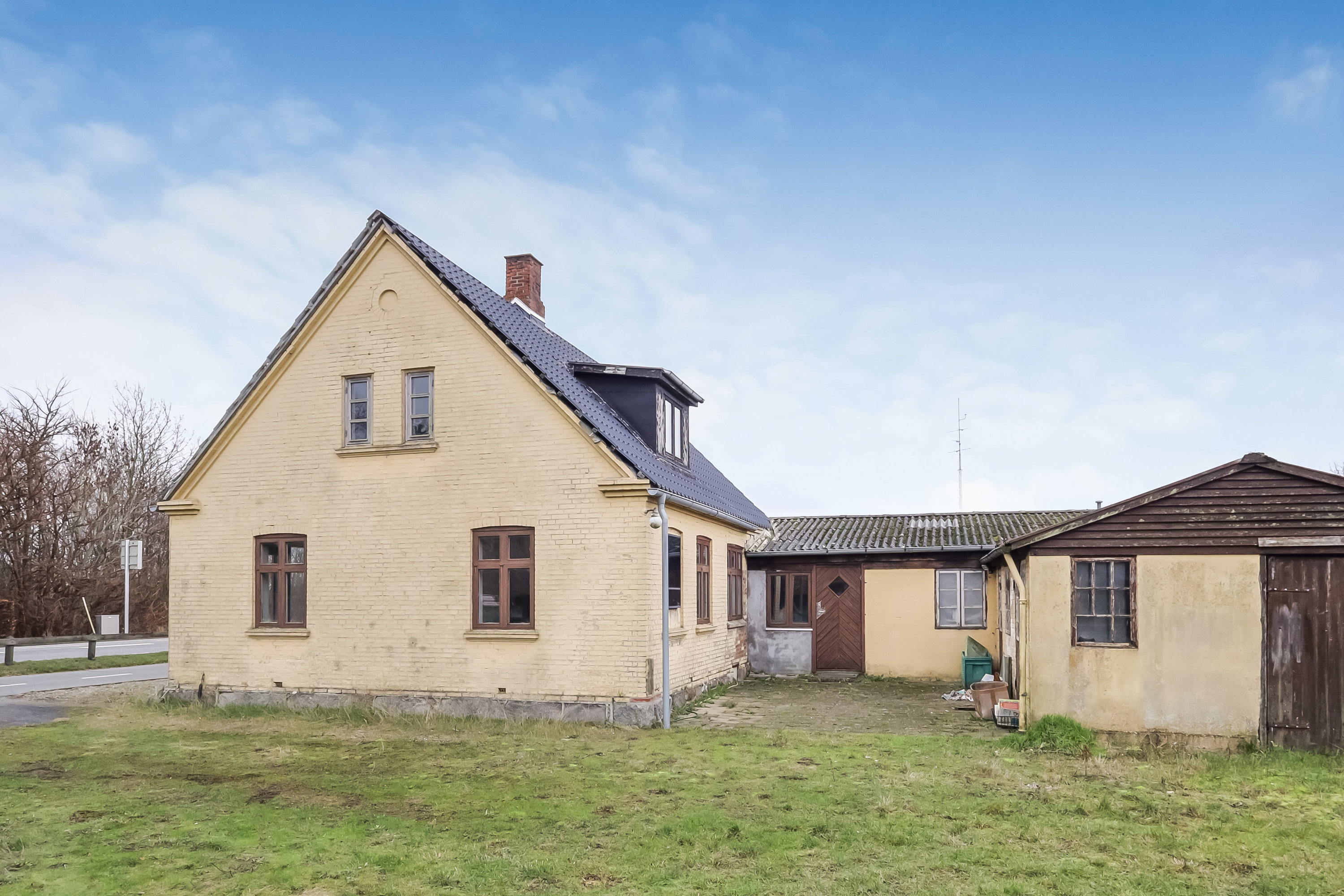 Fremhævet ejendommen billede i fuldskærmstilstand. Billede af Sundbrovej 104, 5700 Svendborg