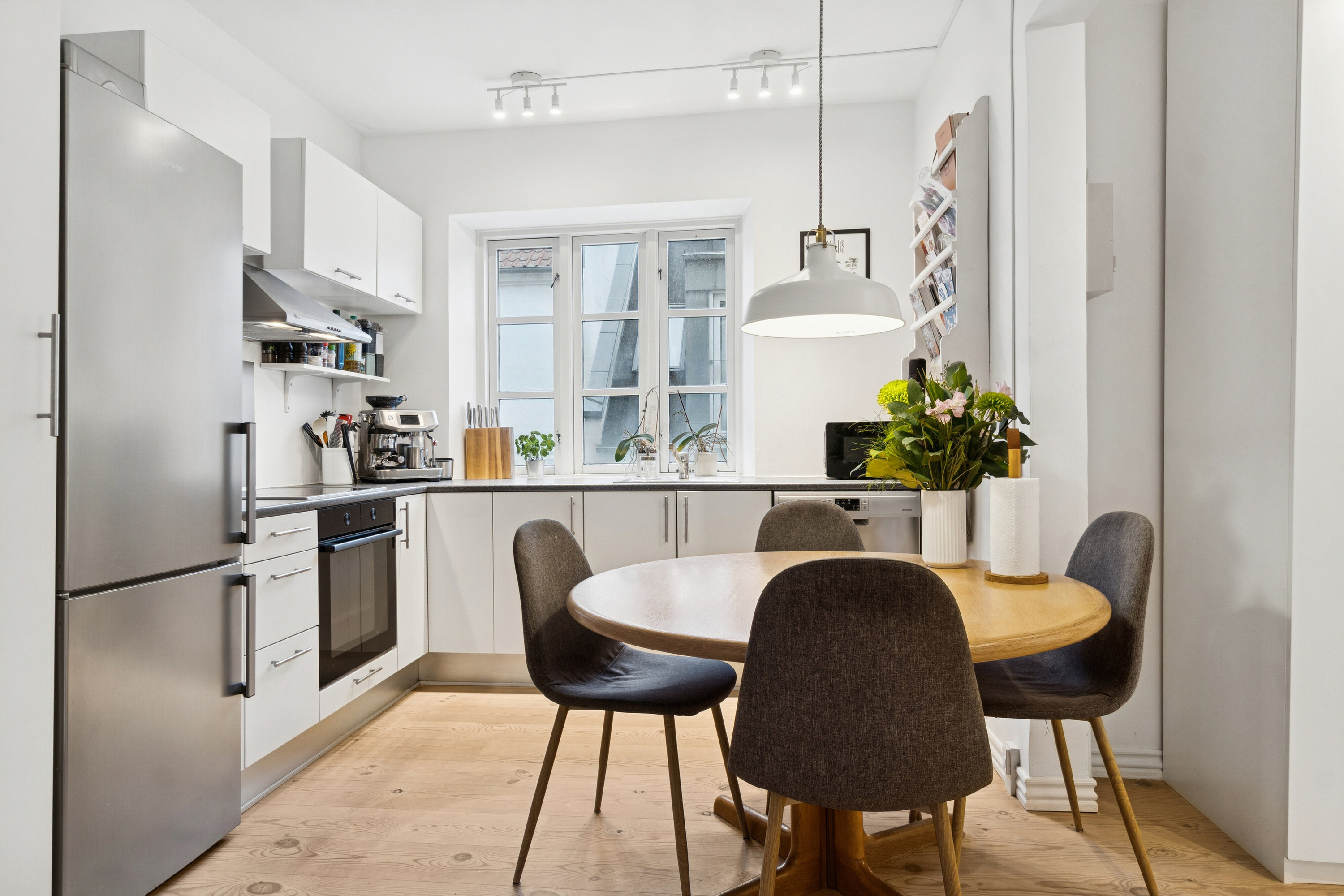 Fremhævet køkken/alrum billede i fuldskærmstilstand. Billede af Rosenkrantzgade 8A, st.., 8000 Aarhus C