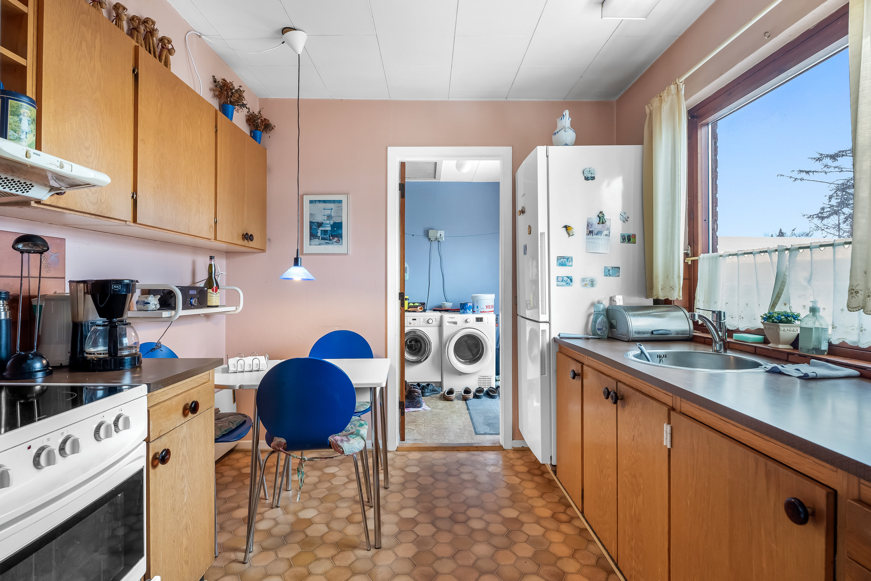 Fremhævet køkken billede i fuldskærmstilstand. Billede af Møllemarksvej 10, 4900 Nakskov