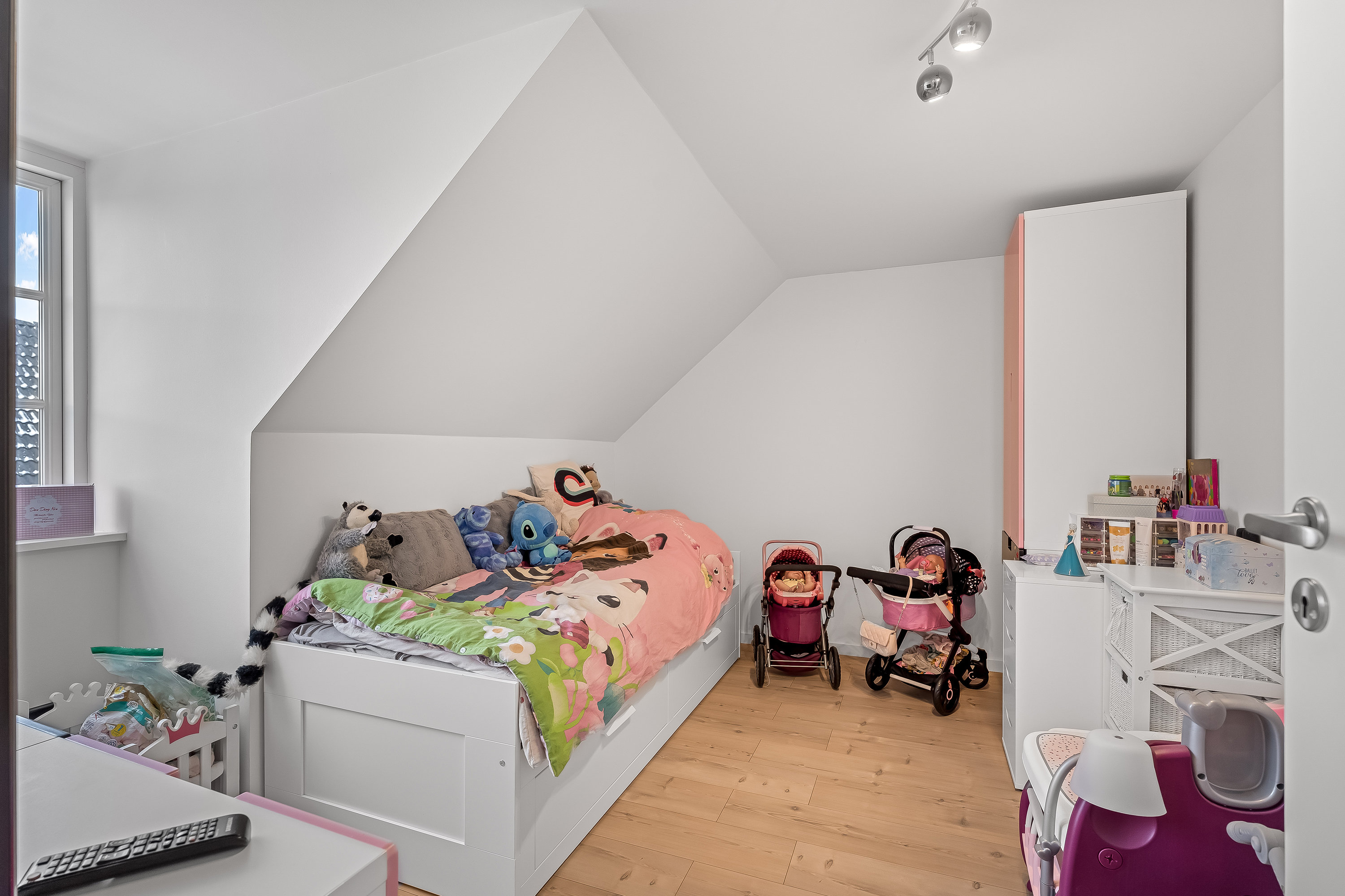 Fremhævet soveværelse billede i fuldskærmstilstand. Billede af Engvej 9, 4900 Nakskov