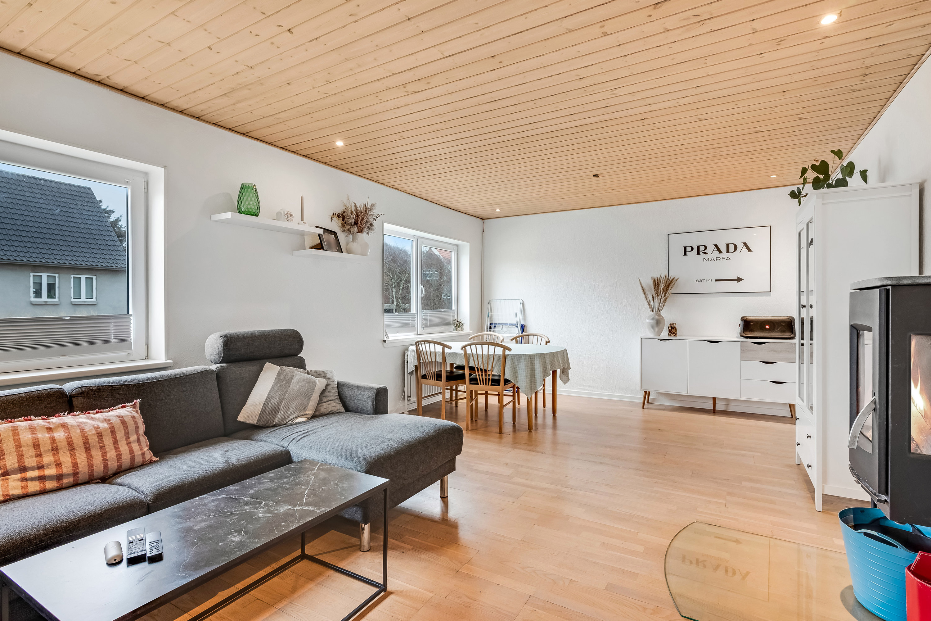 Fremhævet stue billede i fuldskærmstilstand. Billede af Nørregade 49, 6960 Hvide Sande