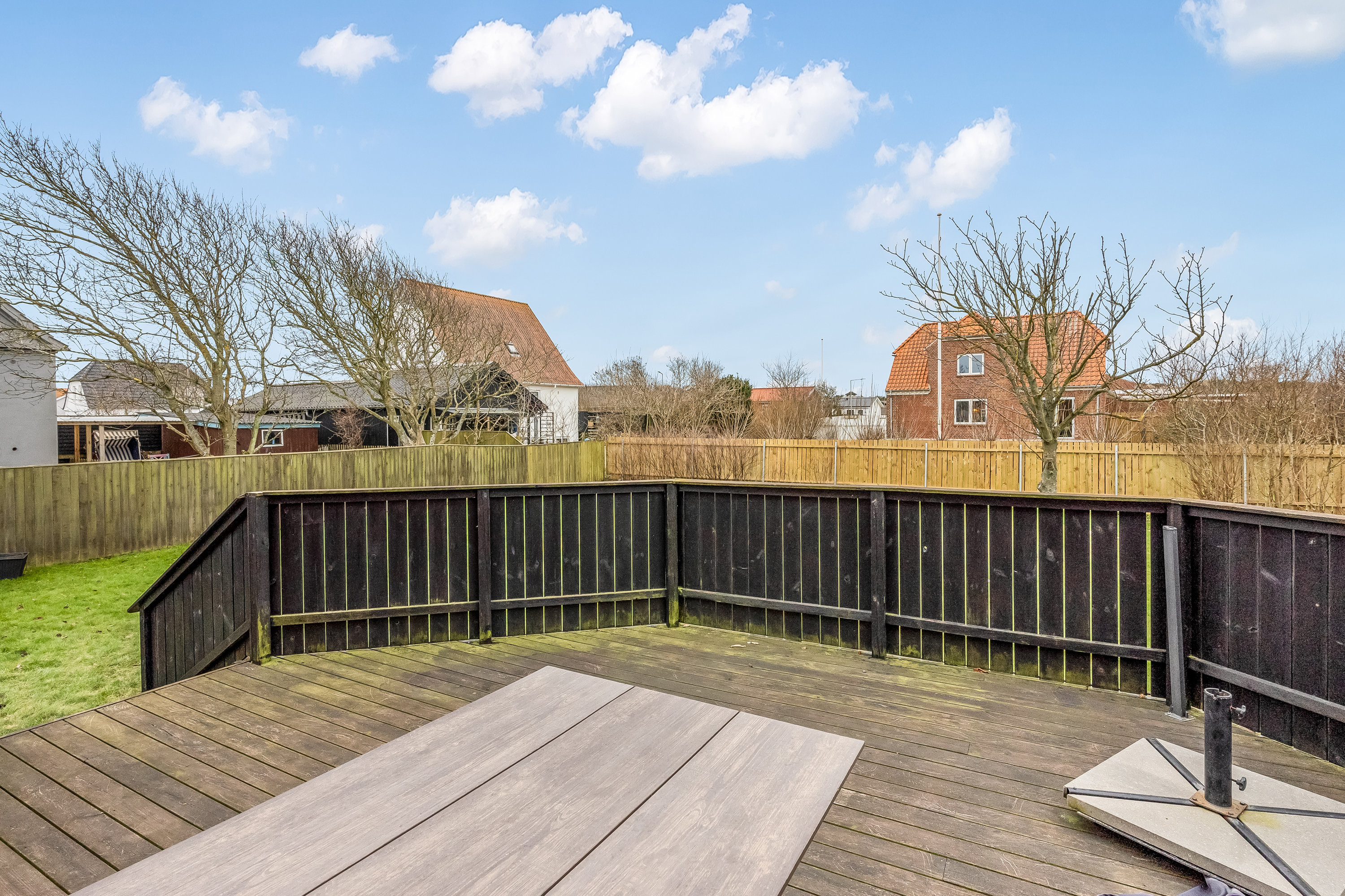 Fremhævet terrasse billede i fuldskærmstilstand. Billede af Nørregade 49, 6960 Hvide Sande