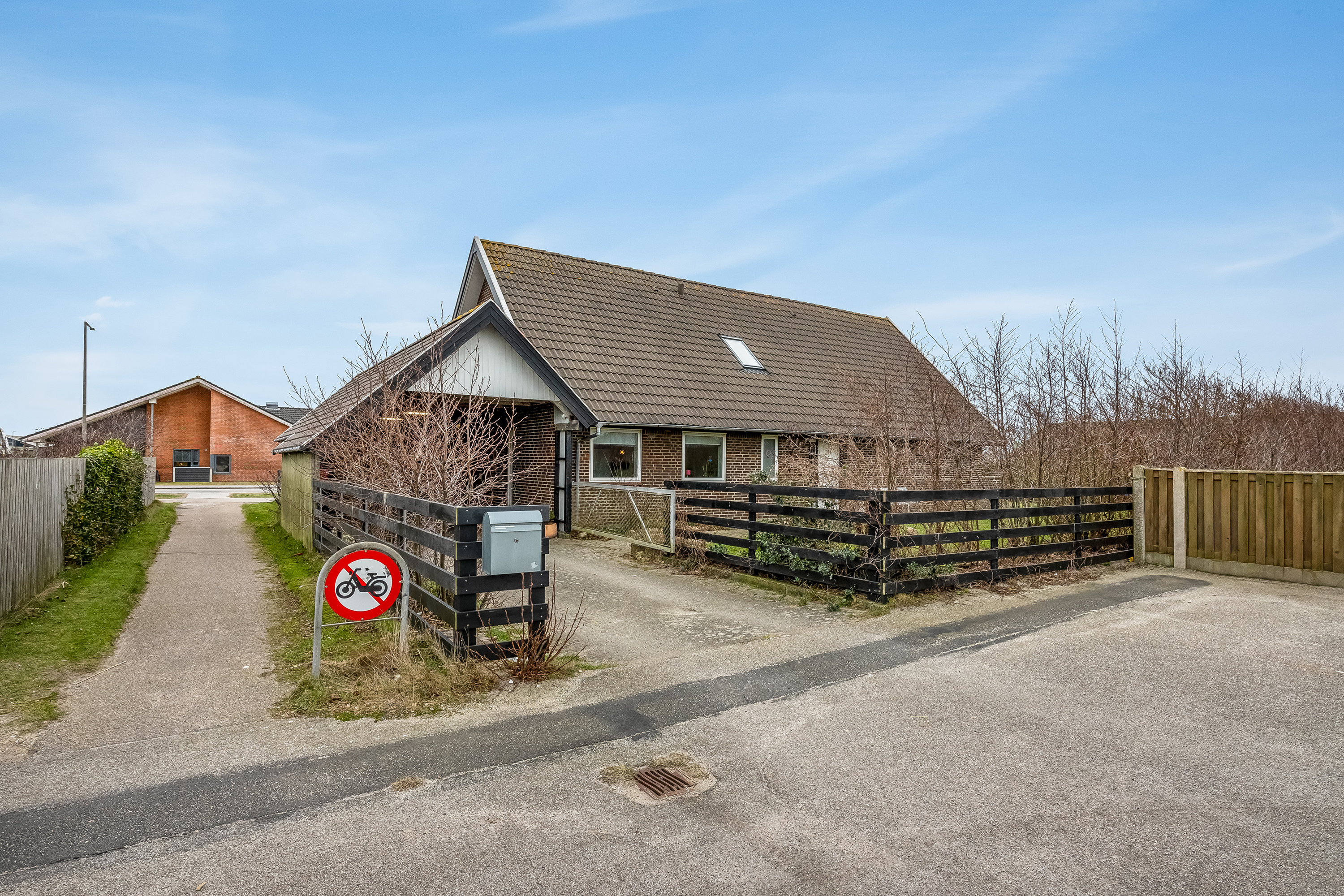 Fremhævet  billede i fuldskærmstilstand. Billede af Kaniavej 25, 6960 Hvide Sande