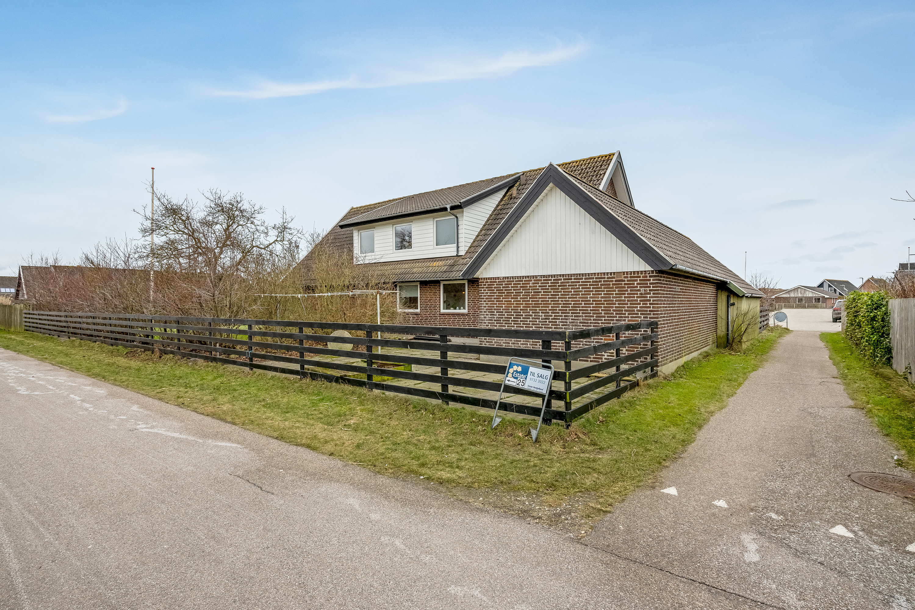 Fremhævet  billede i fuldskærmstilstand. Billede af Kaniavej 25, 6960 Hvide Sande