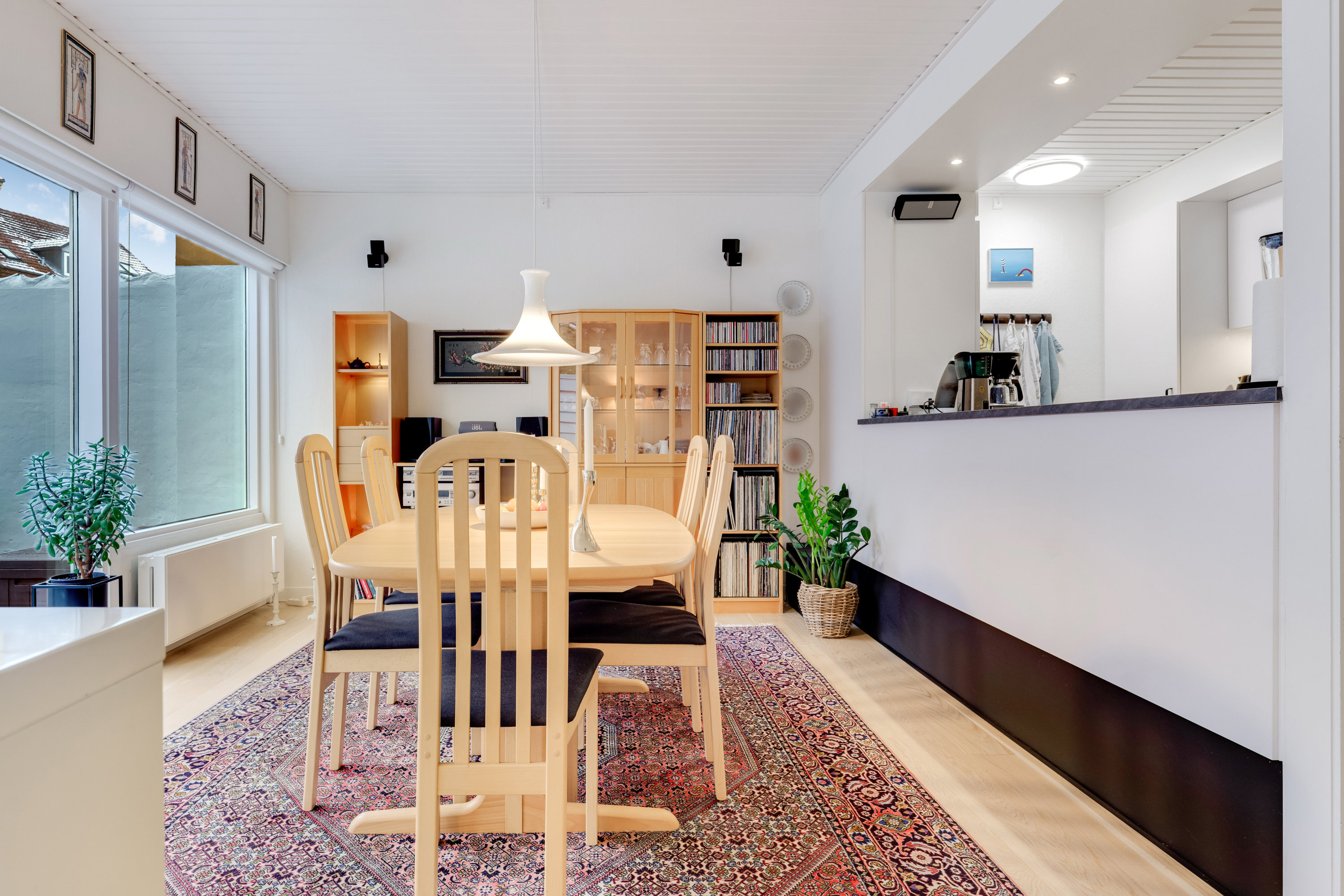 Fremhævet stue billede i fuldskærmstilstand. Billede af Nyenstad 17, 5800 Nyborg