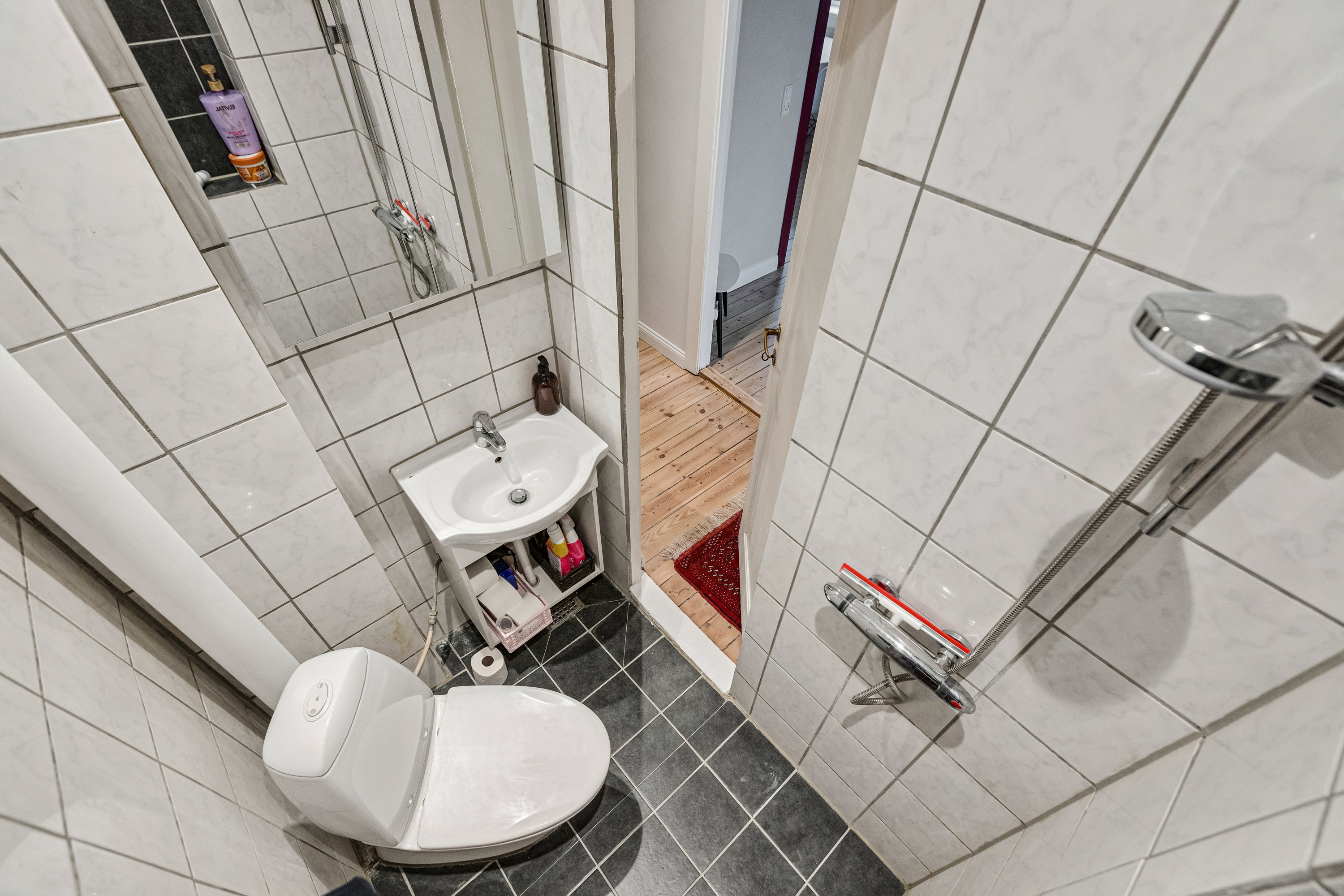 Fremhævet badeværelse billede i fuldskærmstilstand. Billede af Bremensgade 45, 3. th., 2300 København S