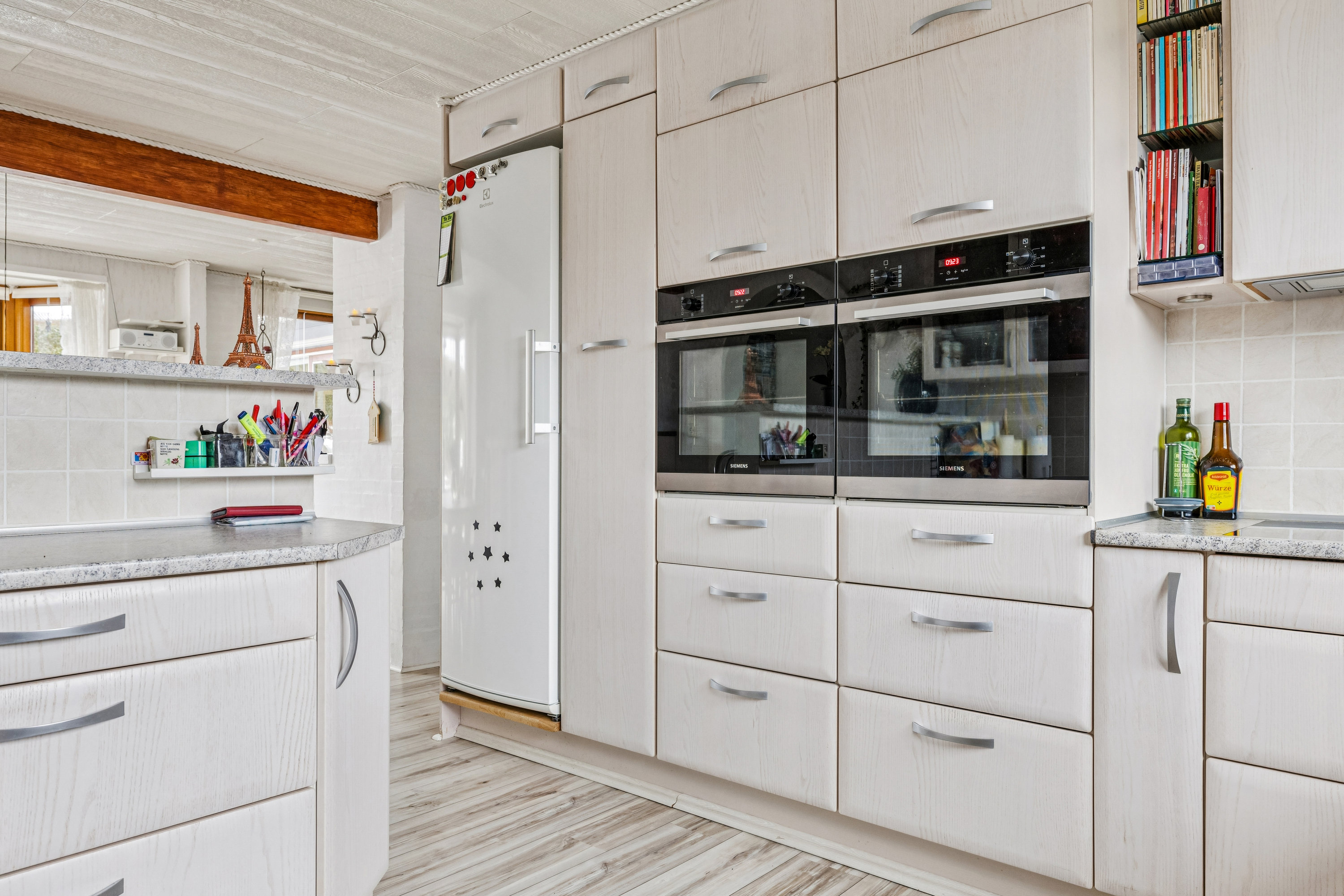 Fremhævet køkken billede i fuldskærmstilstand. Billede af Rugvænget 19, Skallebølle, 5492 Vissenbjerg