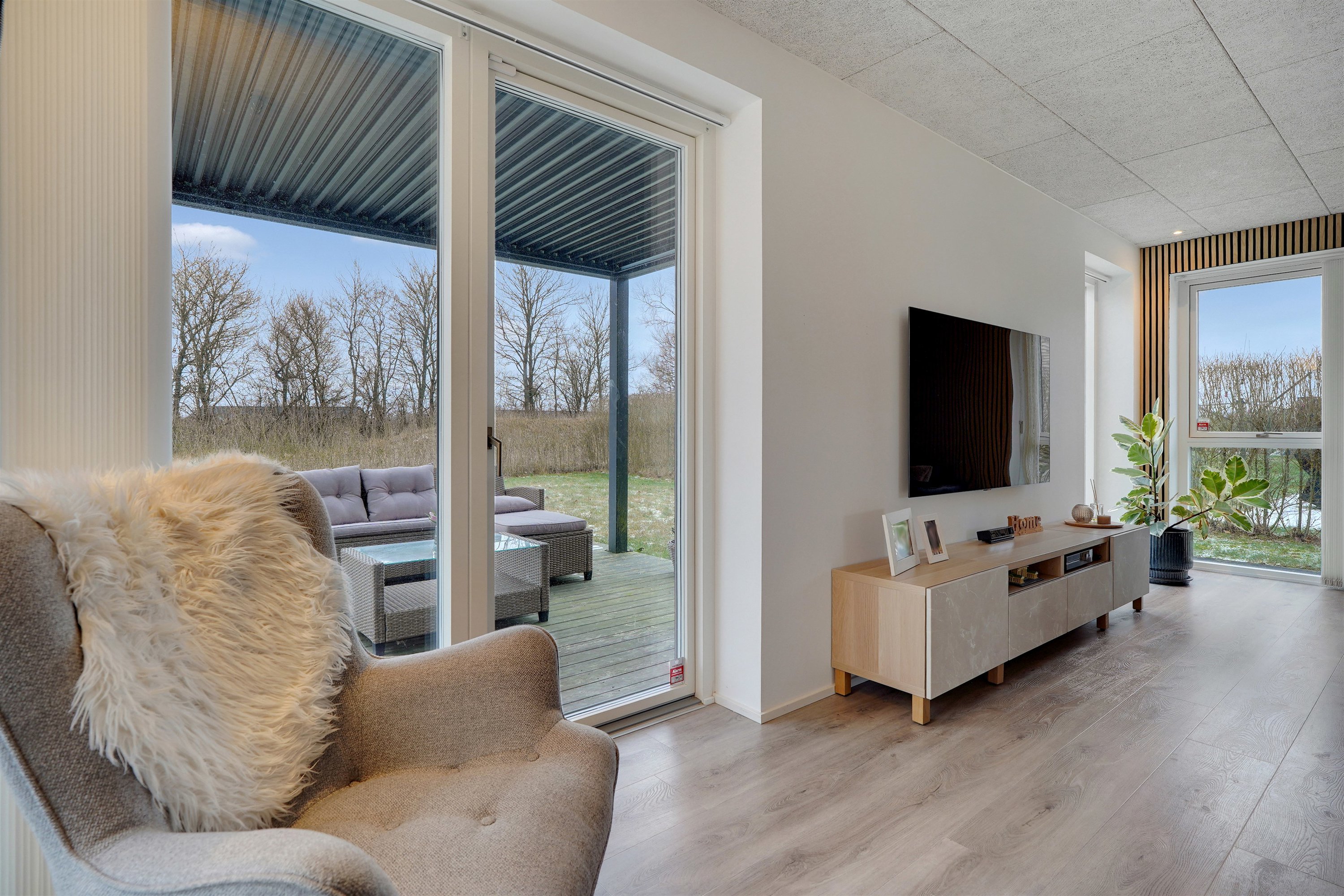 Fremhævet stue billede i fuldskærmstilstand. Billede af Bænkebideren 8, 7190 Billund