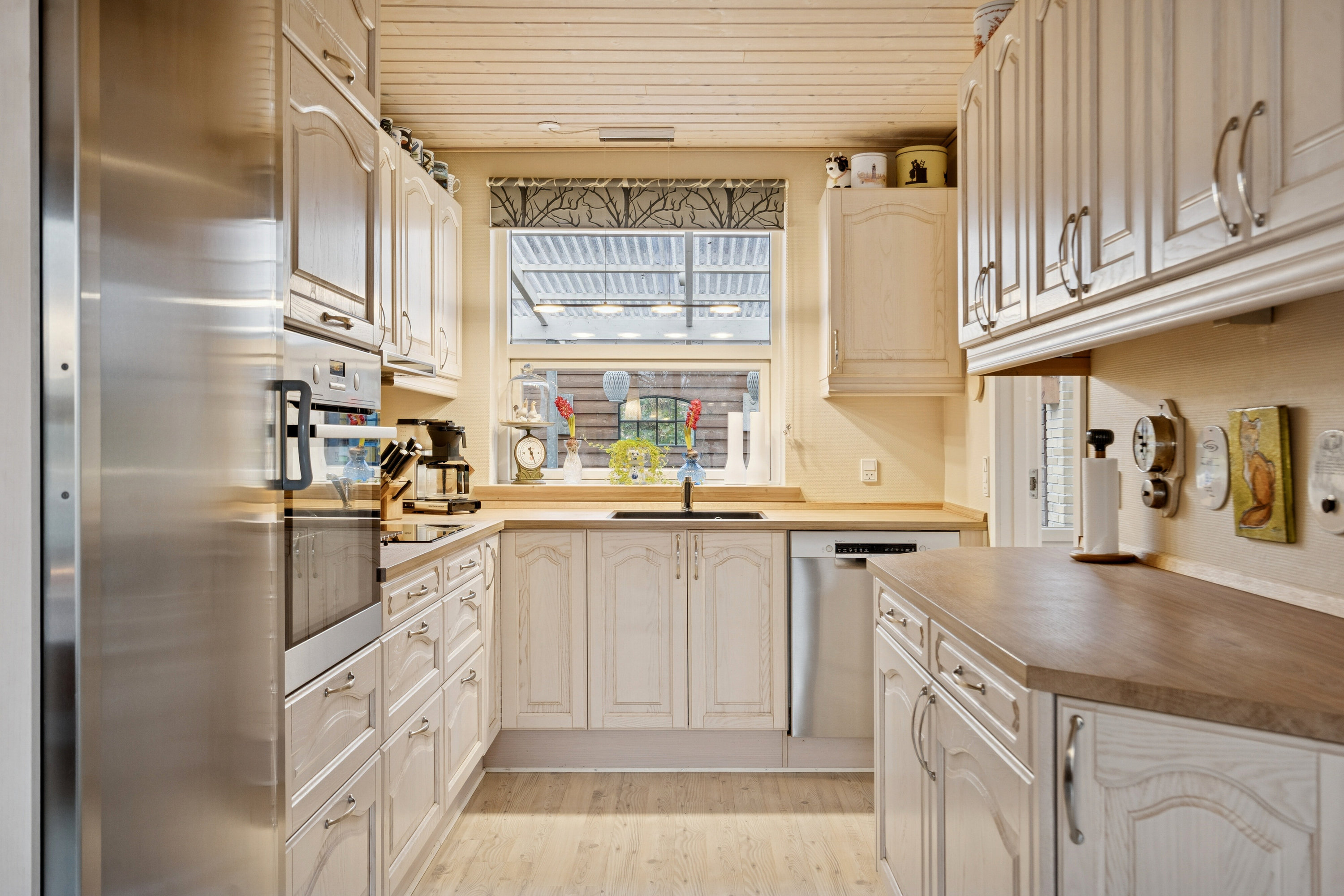 Fremhævet køkken billede i fuldskærmstilstand. Billede af Fyrre Alle 5, 6040 Egtved