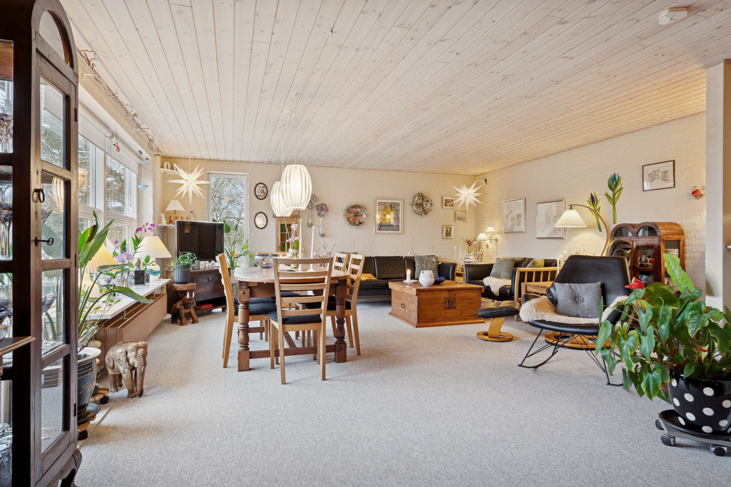 Fremhævet stue billede i fuldskærmstilstand. Billede af Fyrre Alle 5, 6040 Egtved