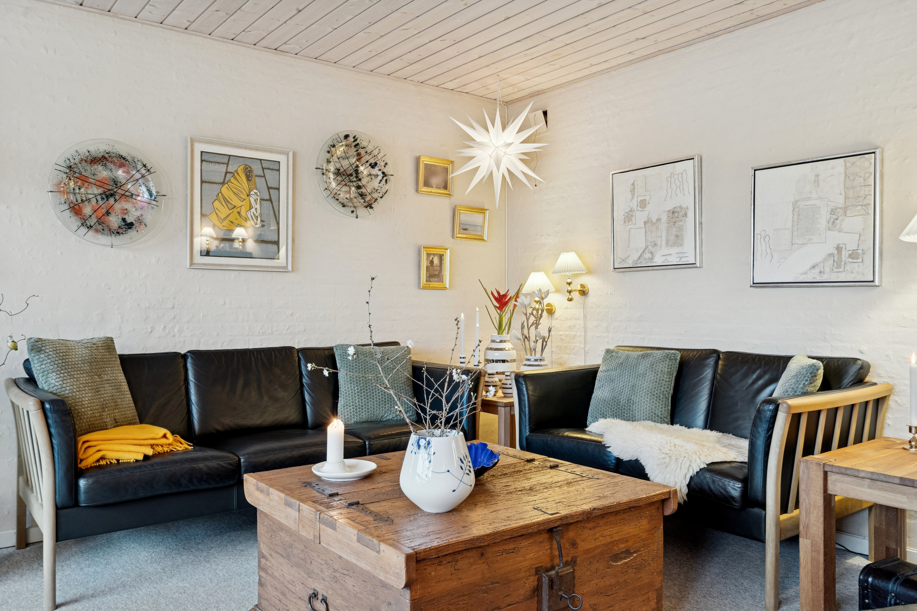 Fremhævet stue billede i fuldskærmstilstand. Billede af Fyrre Alle 5, 6040 Egtved