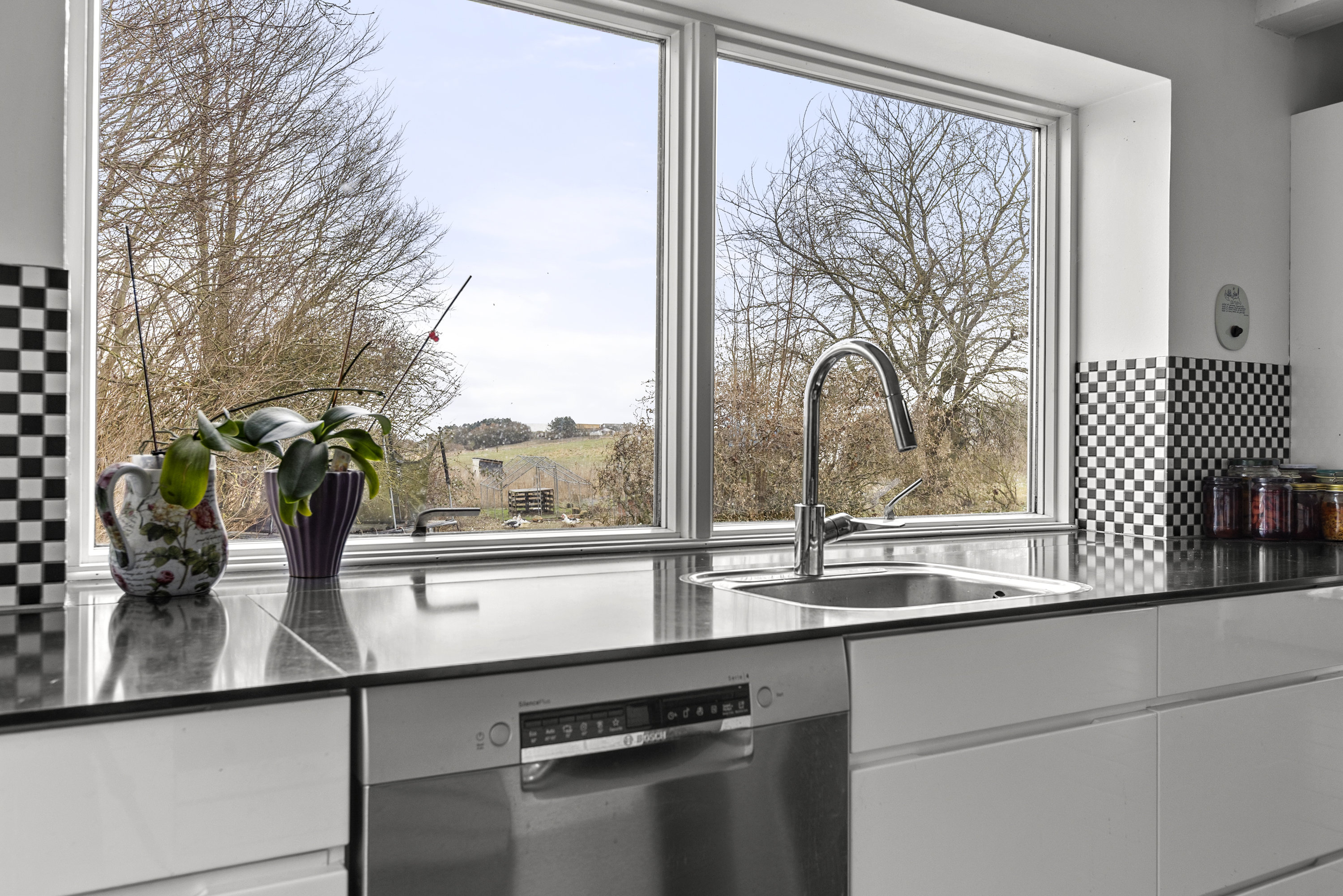 Fremhævet køkken billede i fuldskærmstilstand. Billede af Vesterbygårdvej 14, 4490 Jerslev Sjælland