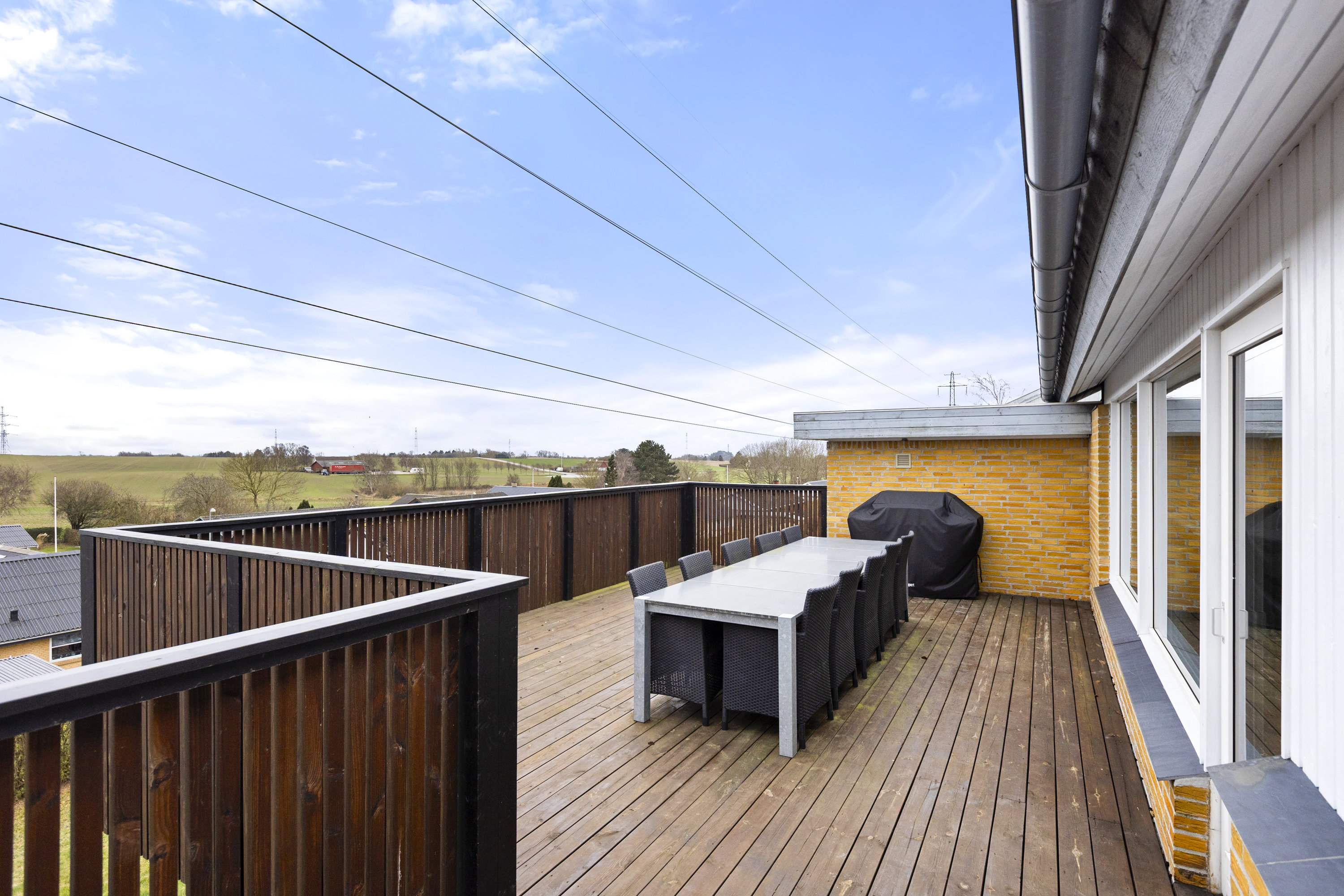 Fremhævet terrasse billede i fuldskærmstilstand. Billede af Milehøjen 16, Årby, 4400 Kalundborg