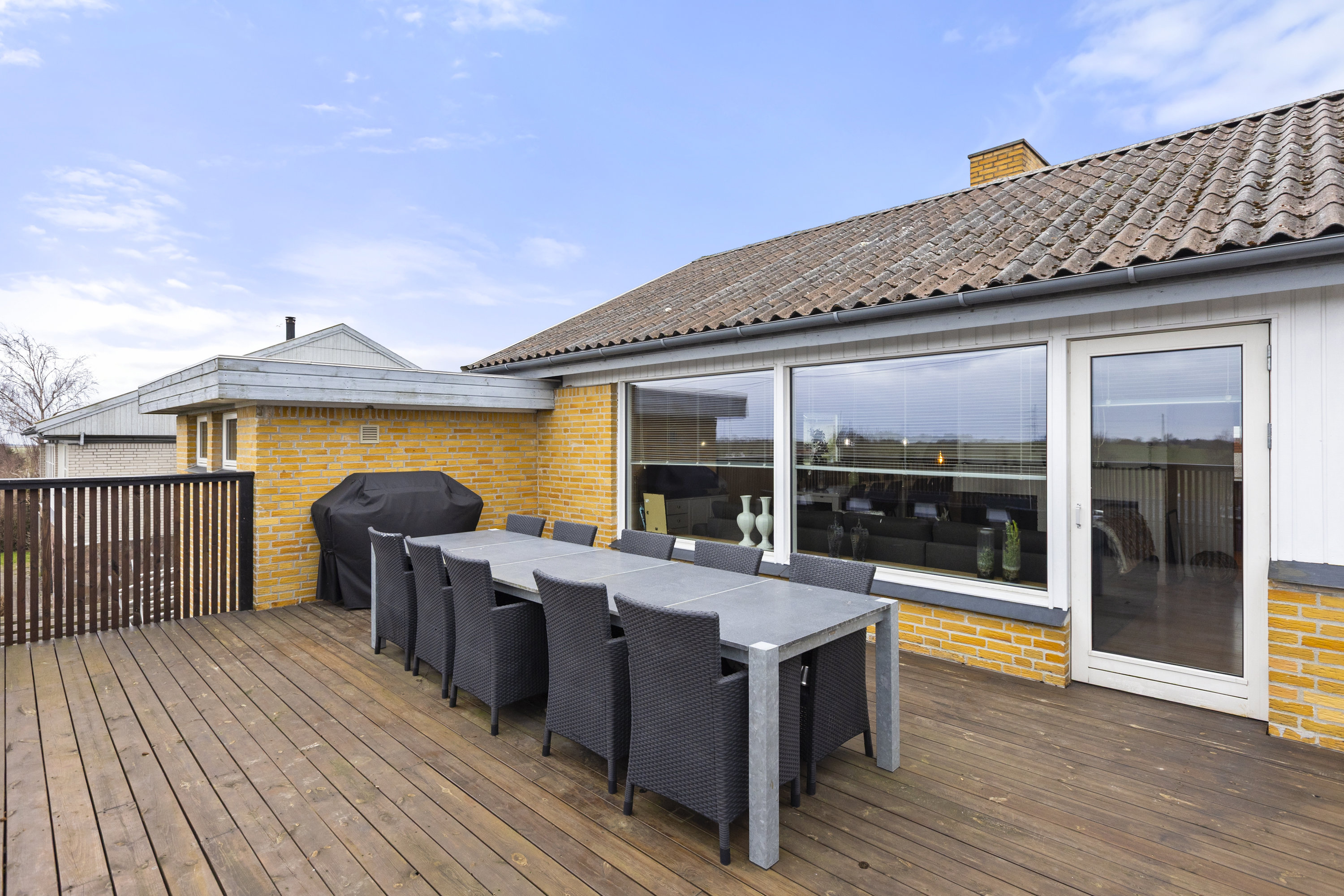 Fremhævet terrasse billede i fuldskærmstilstand. Billede af Milehøjen 16, Årby, 4400 Kalundborg