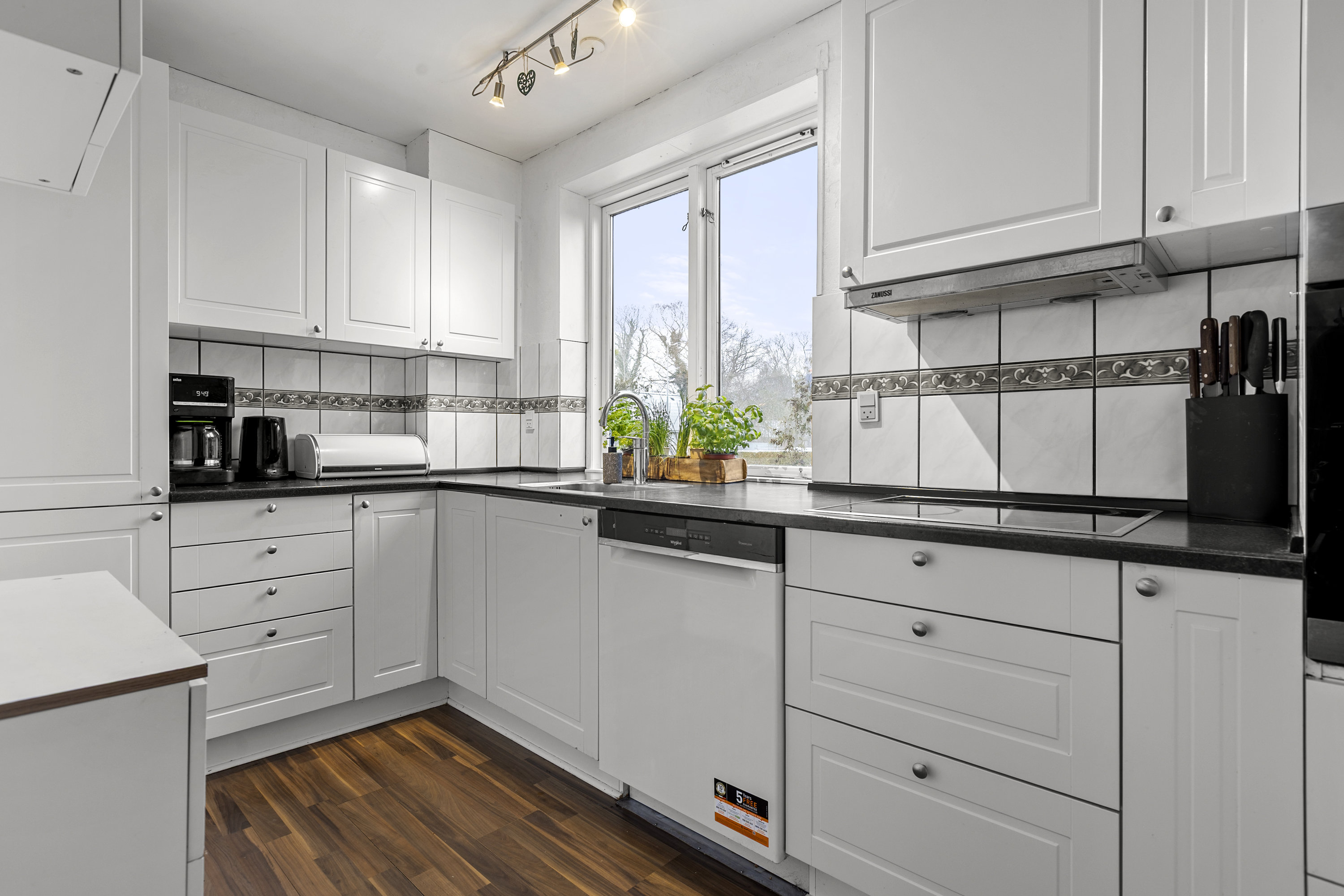 Miniaturebillede 2: køkken. Billede af Roskildevej 442, Ortved, 4100 Ringsted