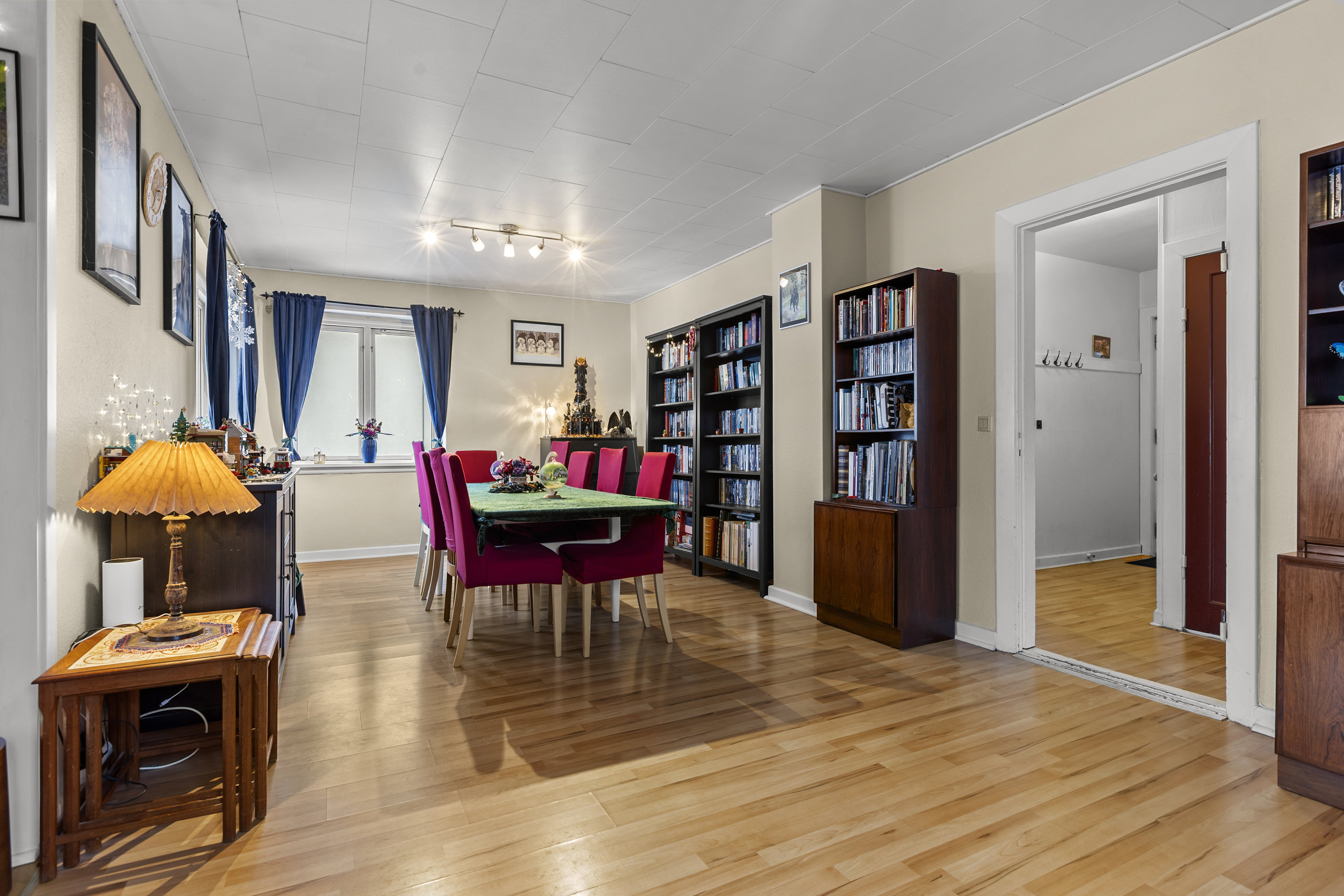 Fremhævet stue billede i fuldskærmstilstand. Billede af Roskildevej 442, Ortved, 4100 Ringsted