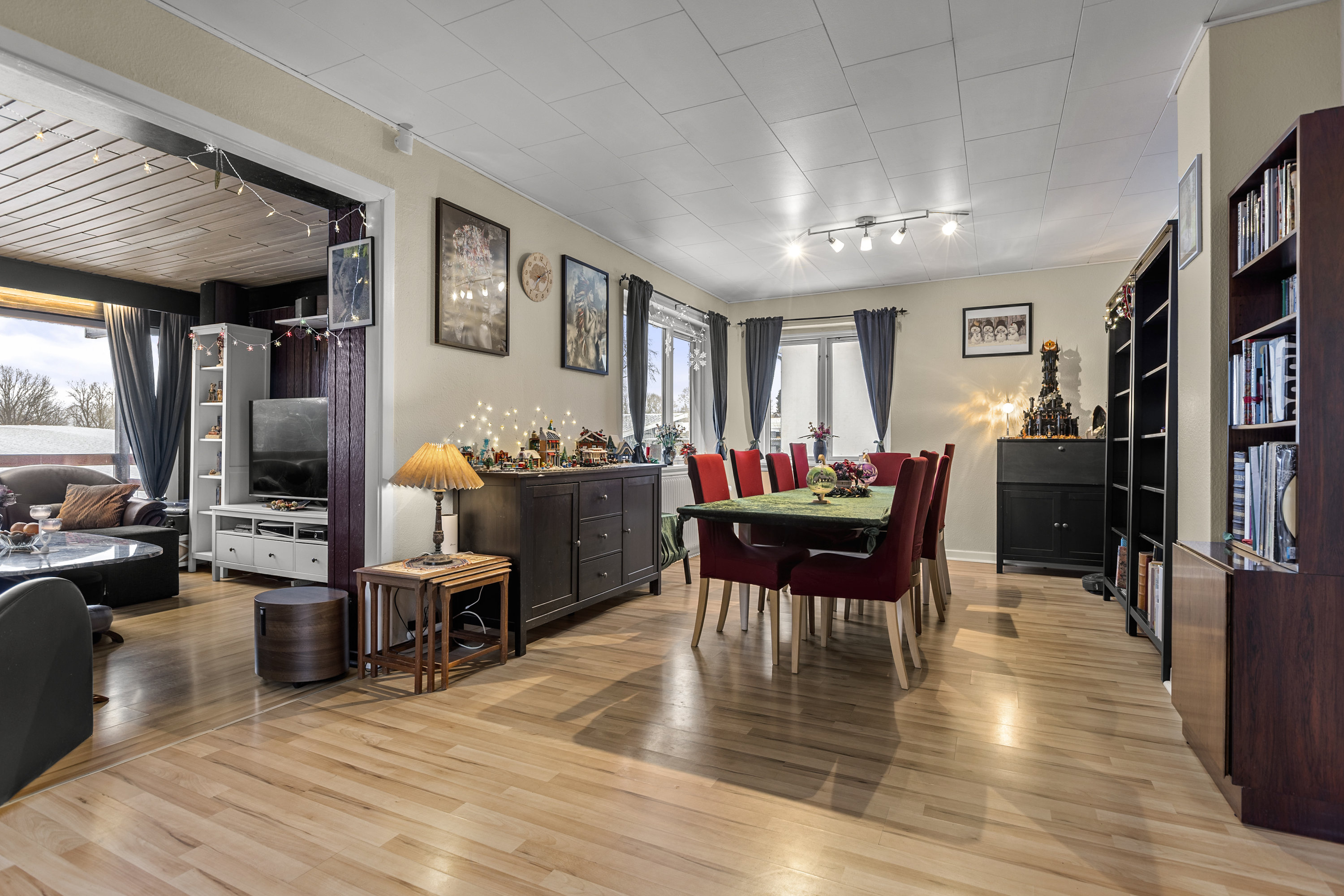 Fremhævet stue billede i fuldskærmstilstand. Billede af Roskildevej 442, Ortved, 4100 Ringsted