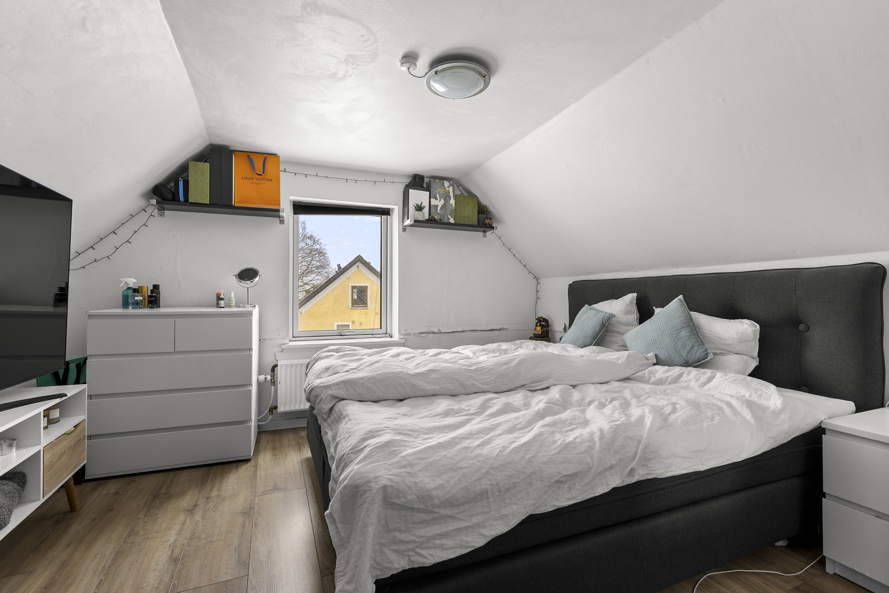 Fremhævet værelse billede i fuldskærmstilstand. Billede af Haslevvej 250, 4100 Ringsted