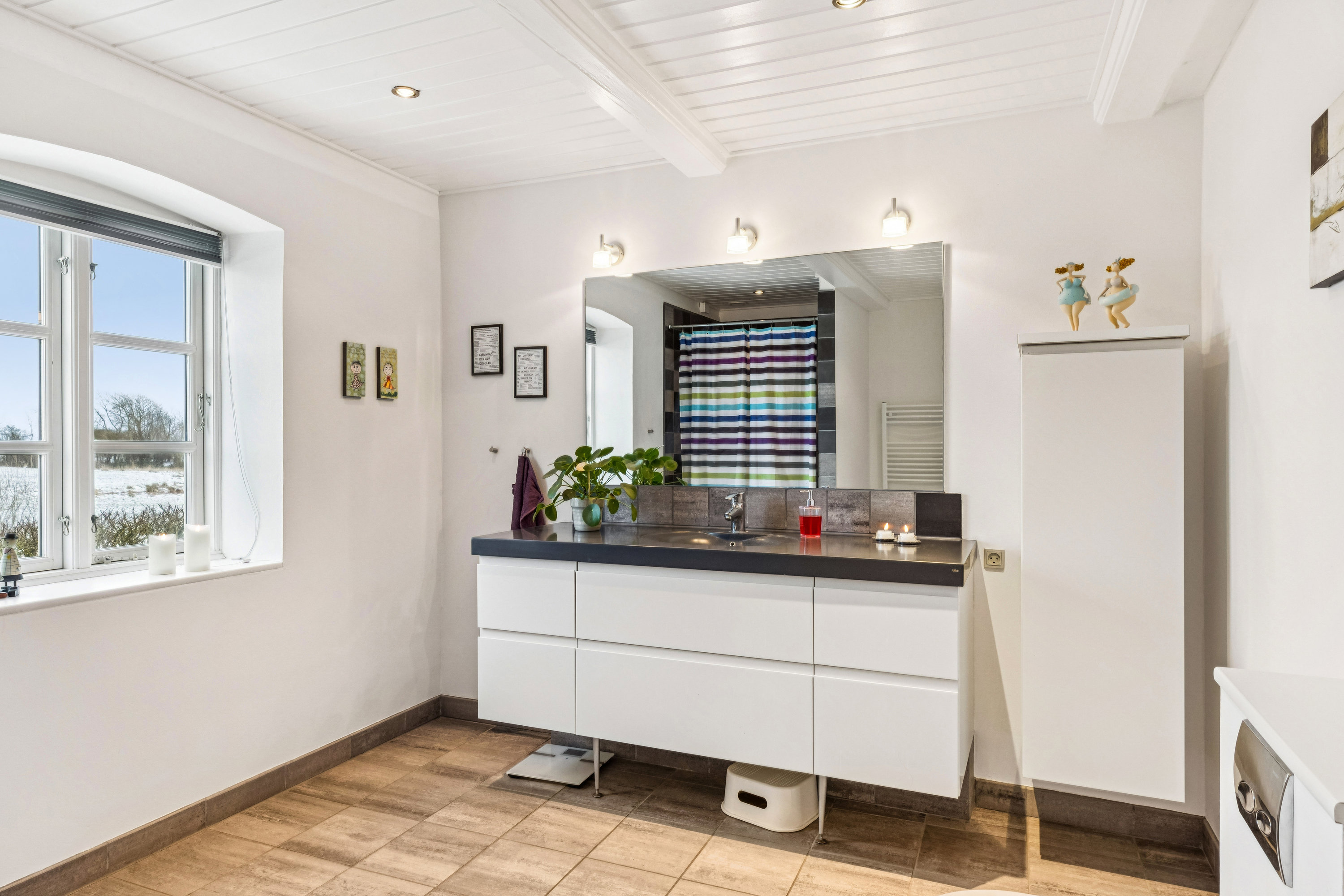 Fremhævet badeværelse billede i fuldskærmstilstand. Billede af Bojskovvej 18, 6400 Sønderborg