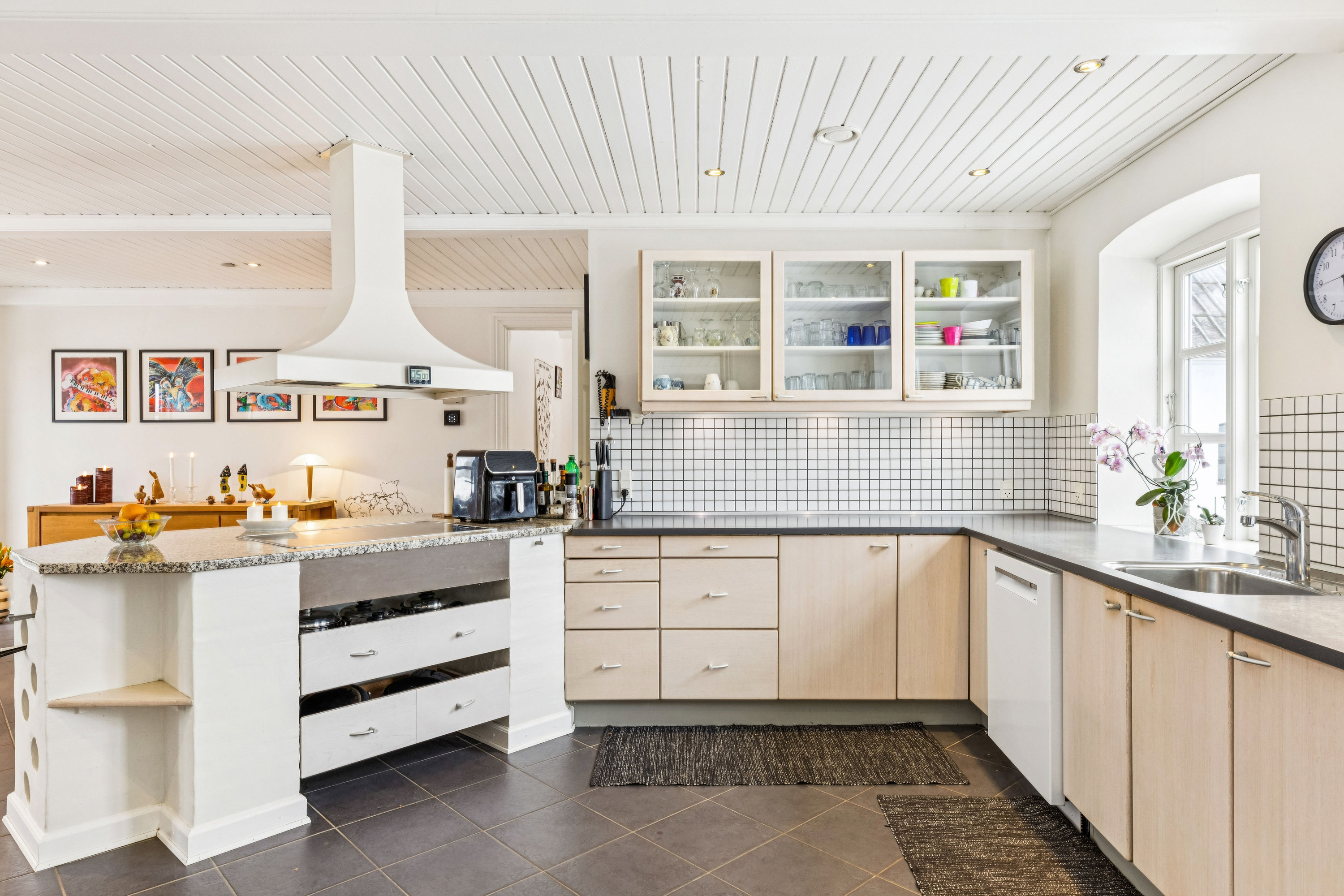 Fremhævet køkken billede i fuldskærmstilstand. Billede af Bojskovvej 18, 6400 Sønderborg