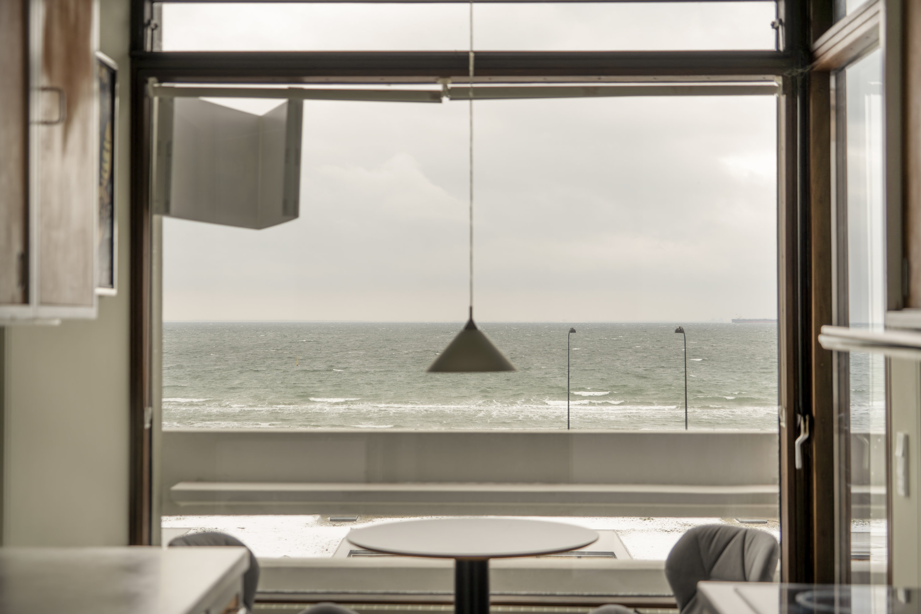 Fremhævet  billede i fuldskærmstilstand. Billede af Strandvejen 417C, 3. th., 2930 Klampenborg