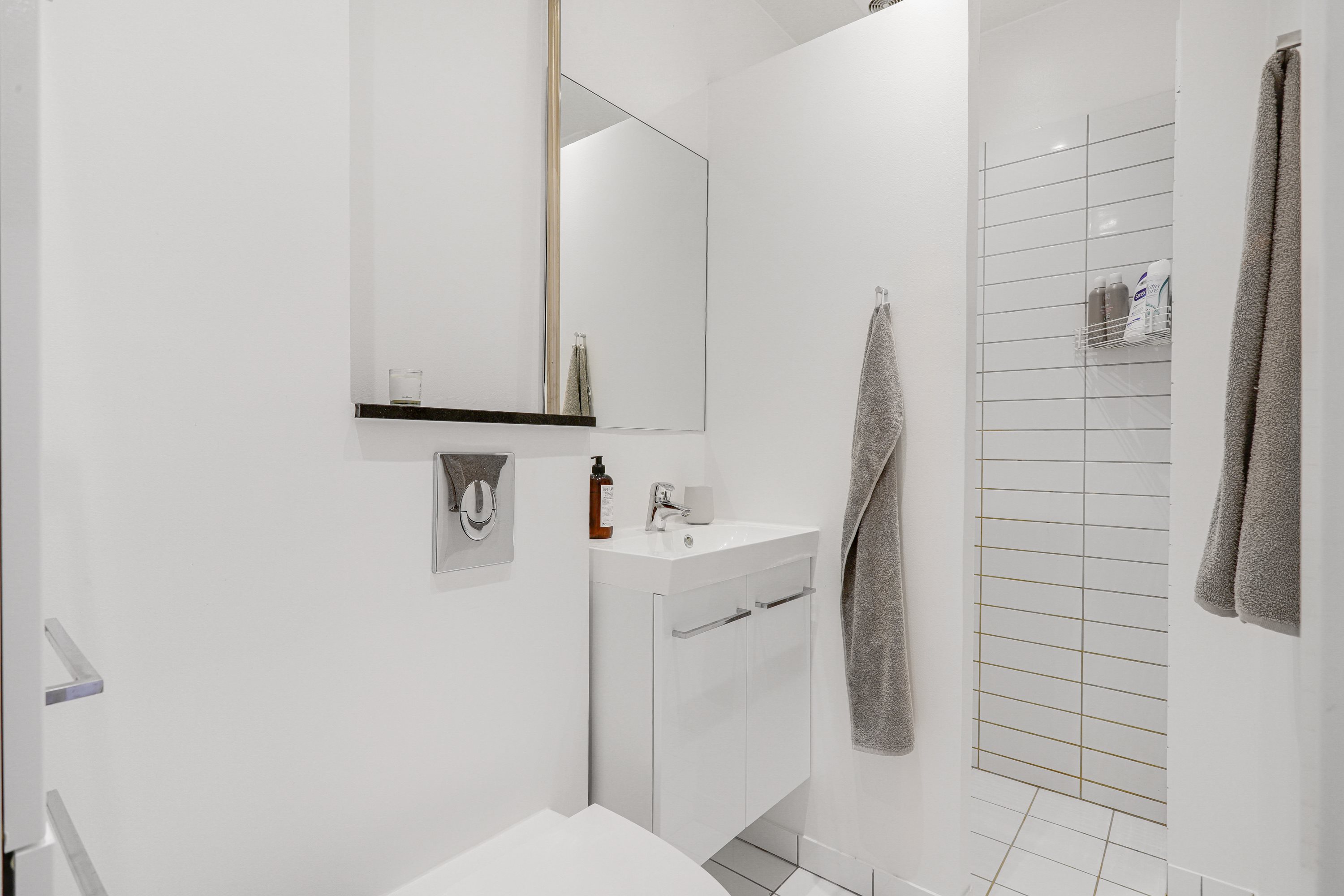 Fremhævet andet billede i fuldskærmstilstand. Billede af Jyllandsvej 12A, 2. th., 2000 Frederiksberg