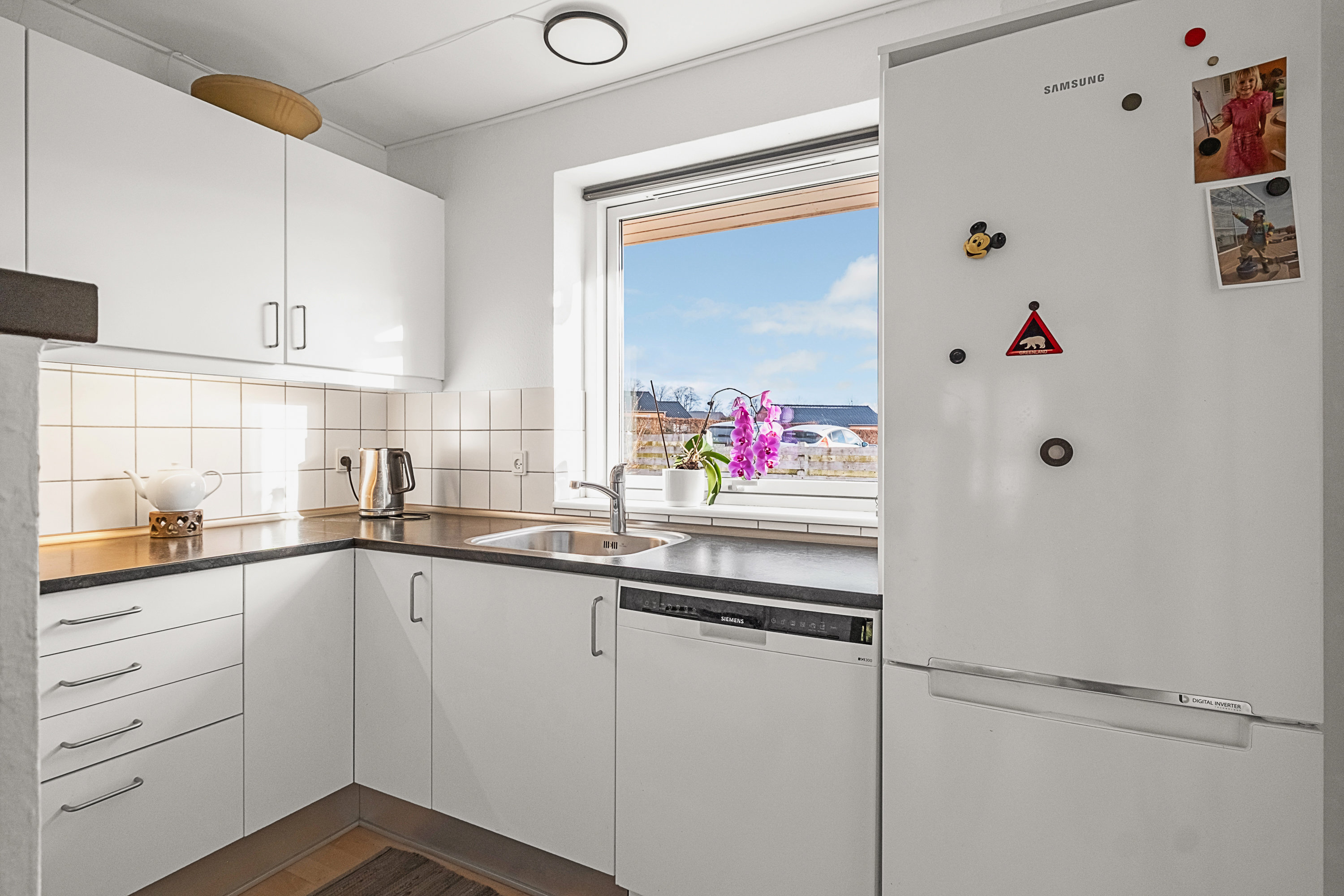 Fremhævet køkken billede i fuldskærmstilstand. Billede af Bøgehaven 45, 8520 Lystrup