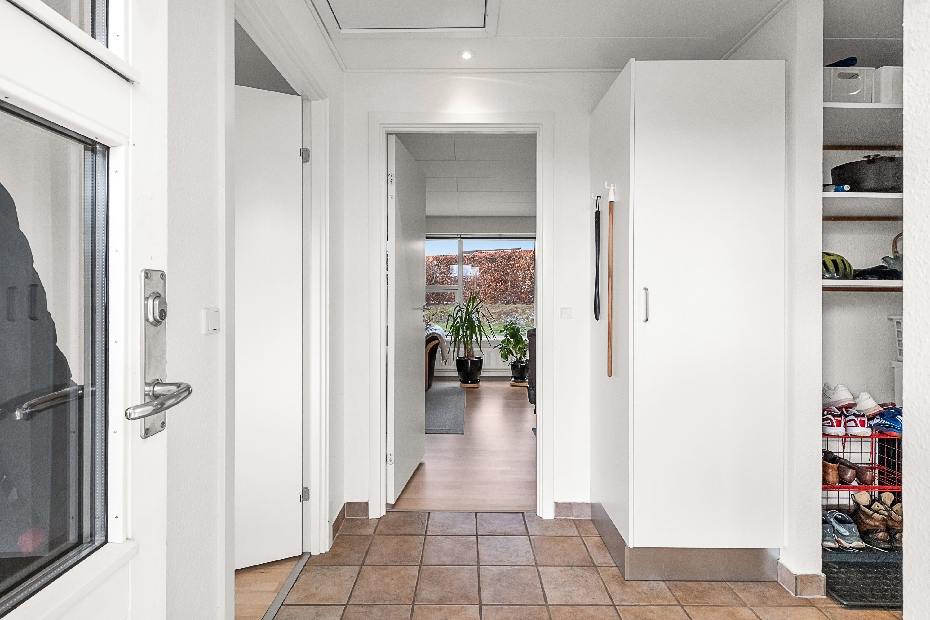 Fremhævet entré billede i fuldskærmstilstand. Billede af Bøgehaven 45, 8520 Lystrup