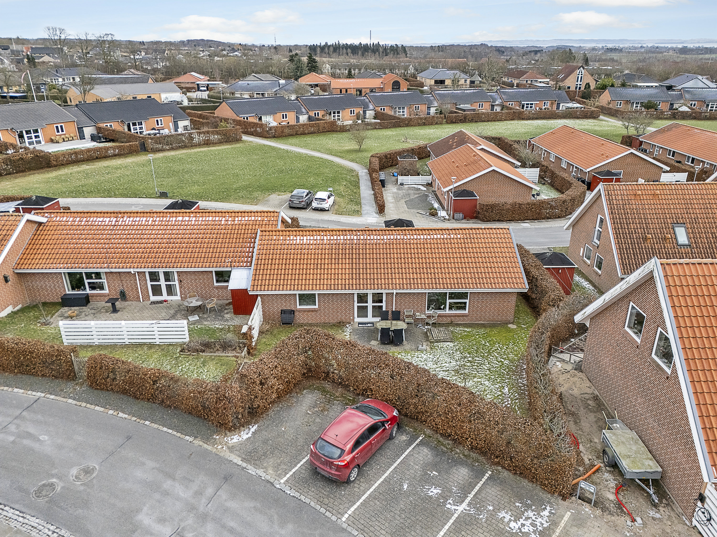 Fremhævet luftfoto billede i fuldskærmstilstand. Billede af Bøgehaven 45, 8520 Lystrup