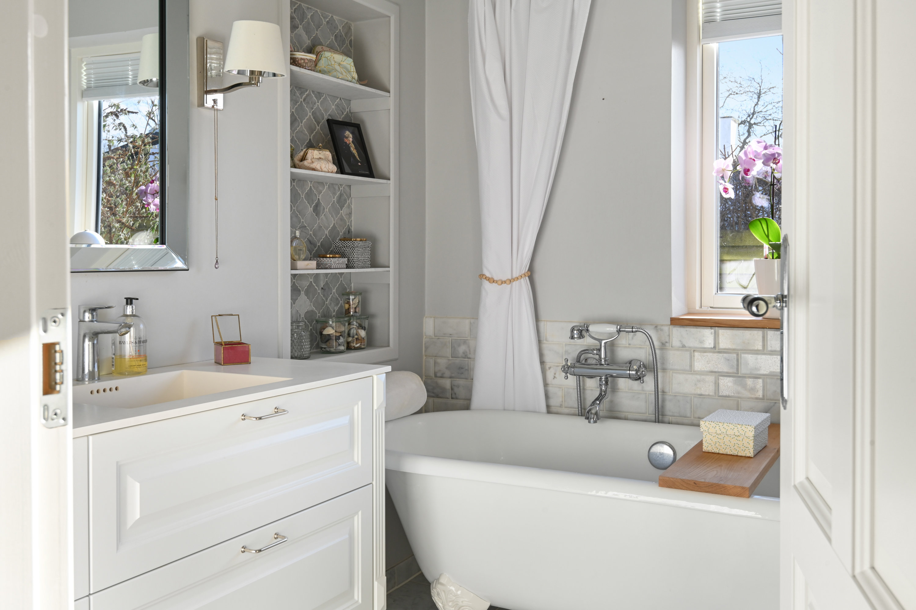 Fremhævet  billede i fuldskærmstilstand. Billede af Æblerosestien 1, 3460 Birkerød