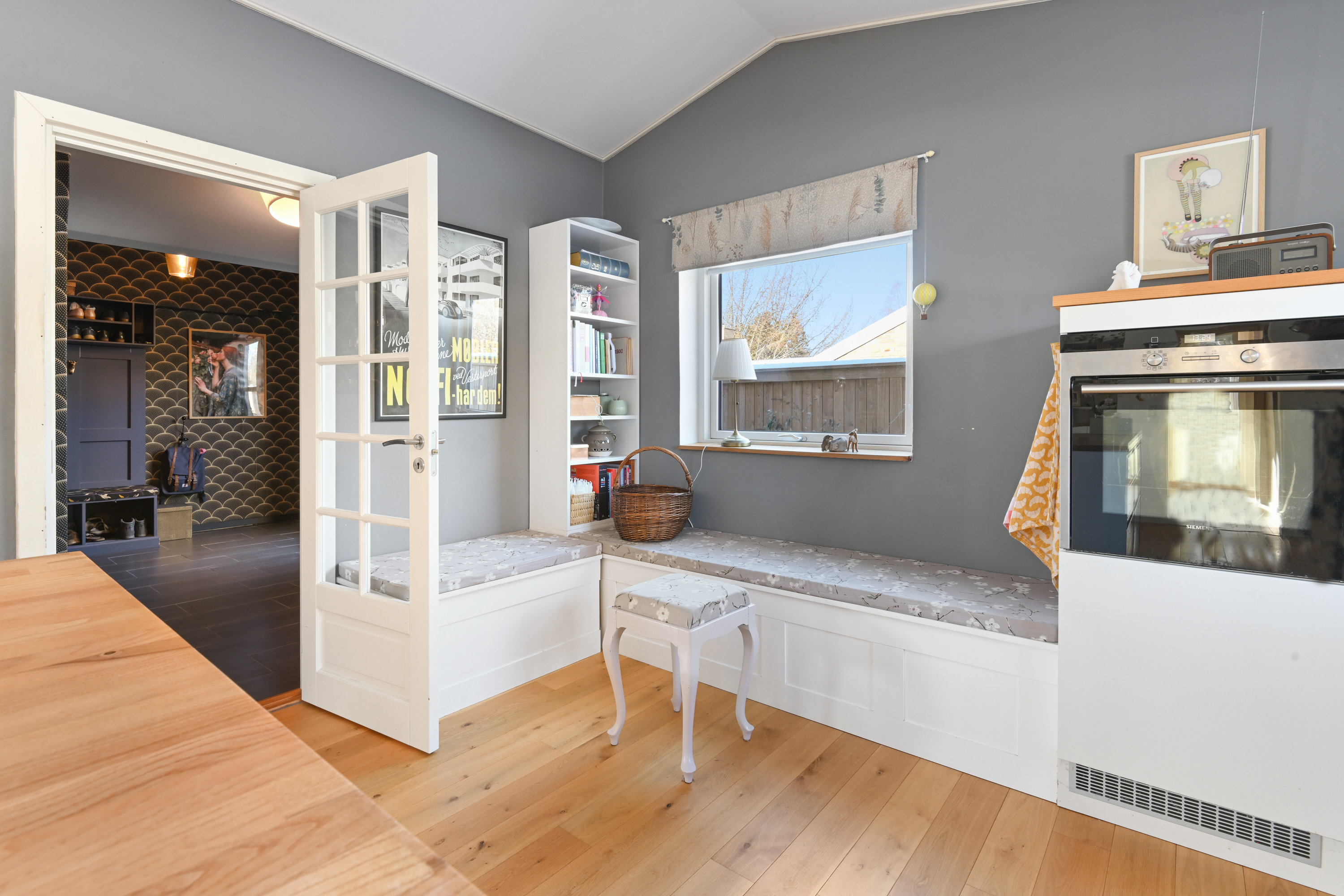 Fremhævet  billede i fuldskærmstilstand. Billede af Æblerosestien 1, 3460 Birkerød