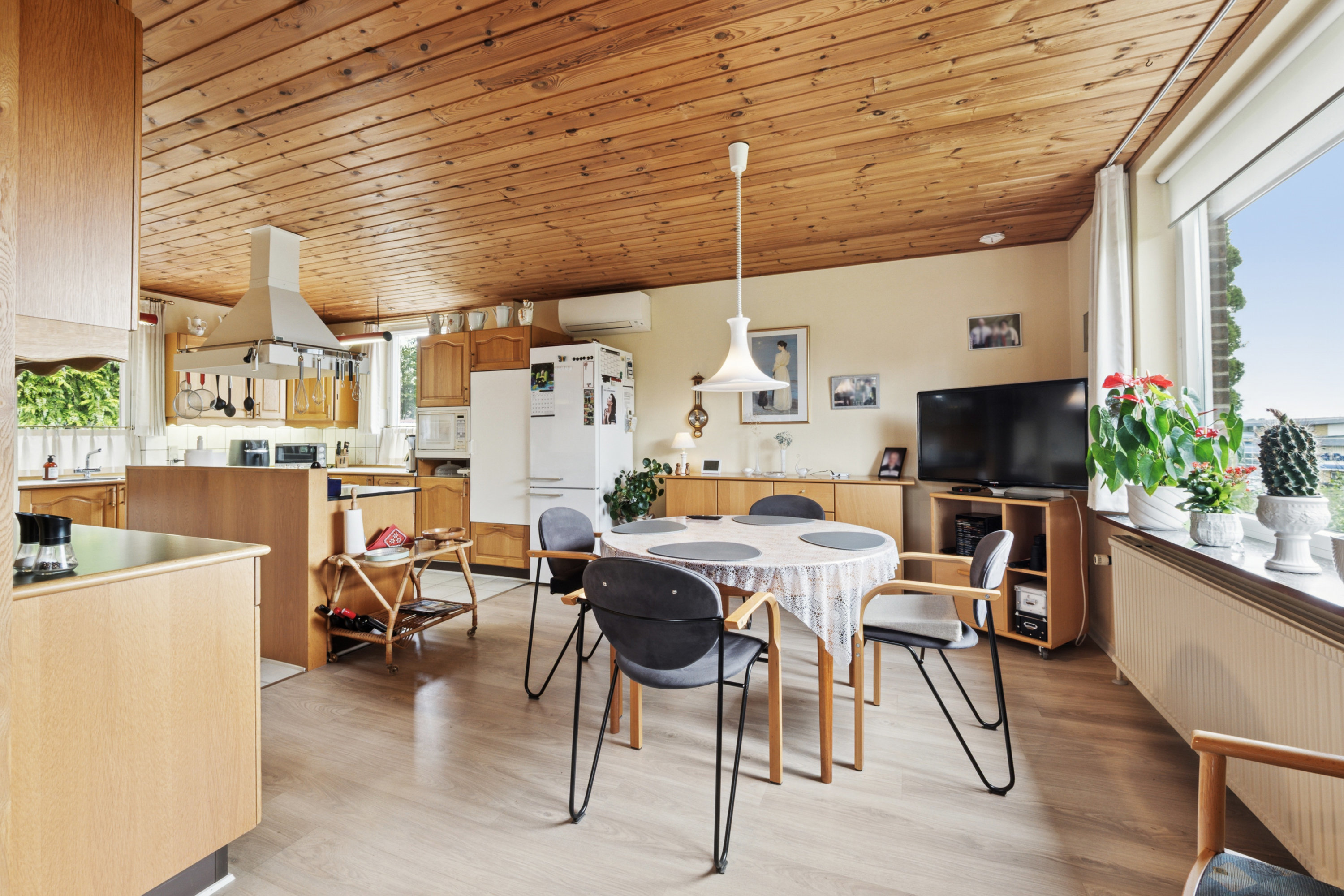 Fremhævet  billede i fuldskærmstilstand. Billede af Holstebrovej 50, 8800 Viborg