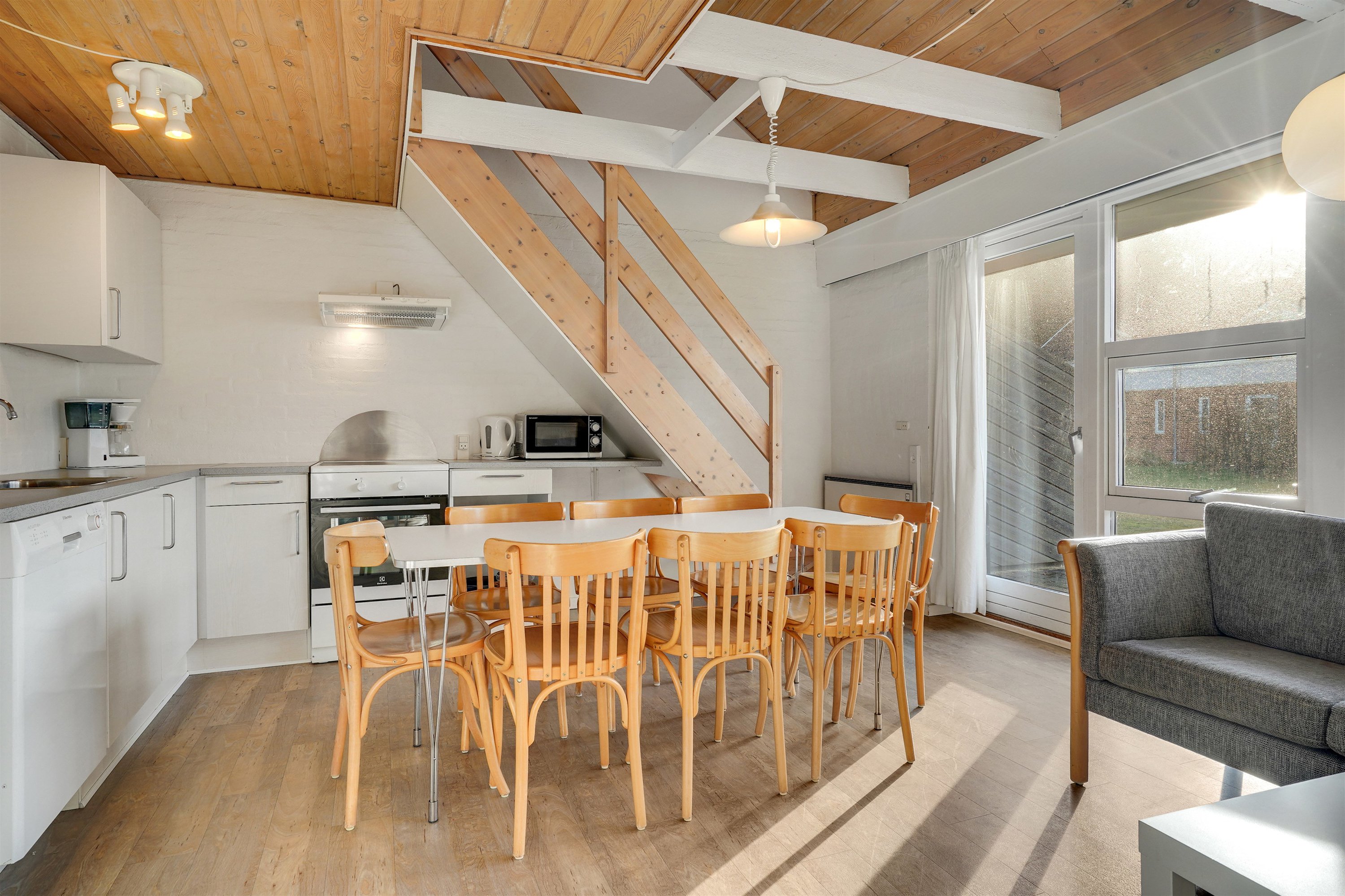 Fremhævet køkken billede i fuldskærmstilstand. Billede af Hovej 4A, 33., 6857 Blåvand