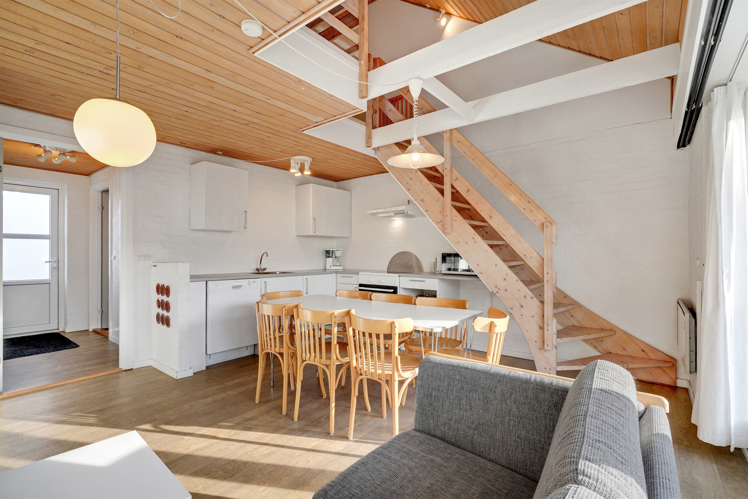 Fremhævet køkken billede i fuldskærmstilstand. Billede af Hovej 4A, 33., 6857 Blåvand