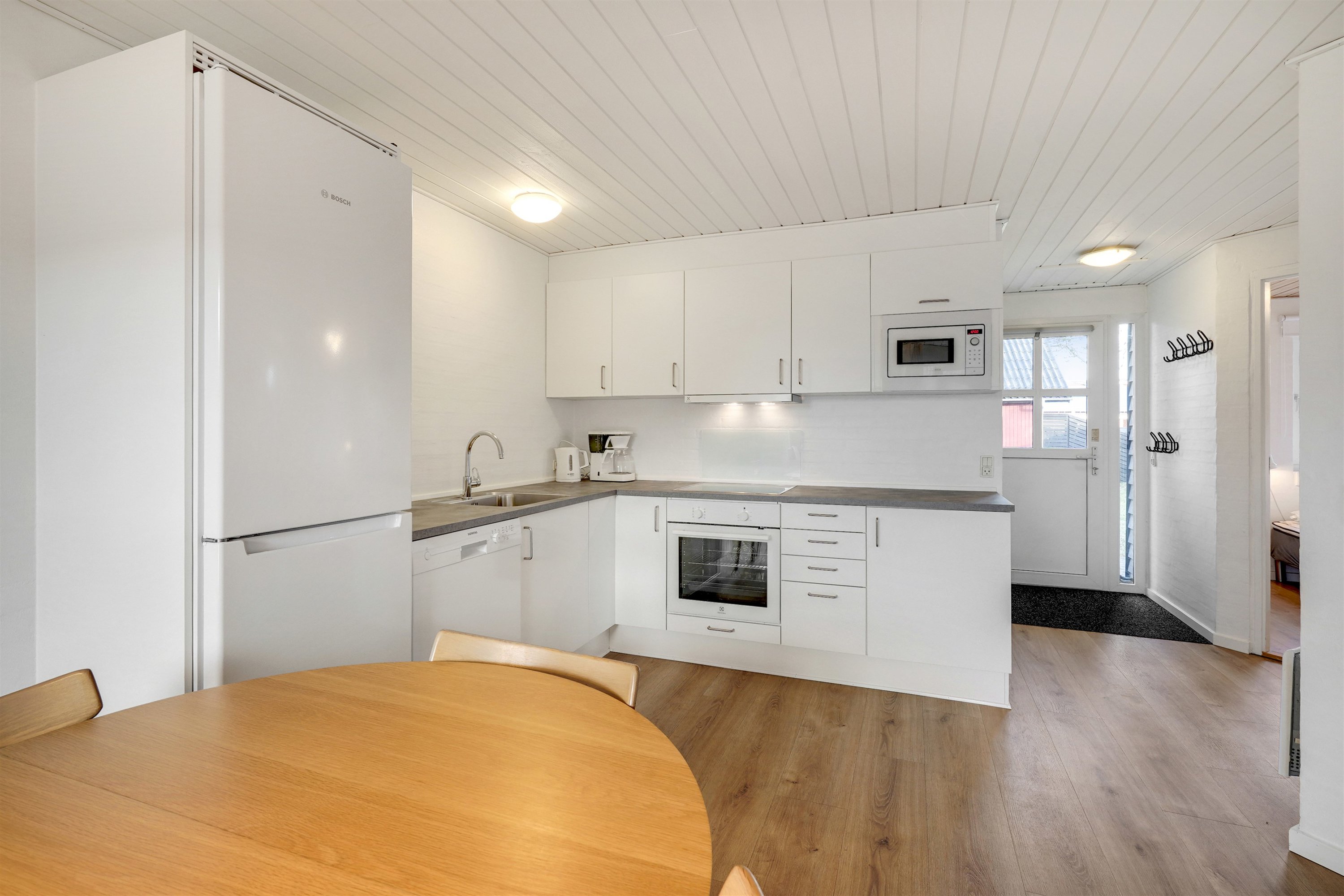 Fremhævet køkken billede i fuldskærmstilstand. Billede af Hovej 4A, 64., 6857 Blåvand