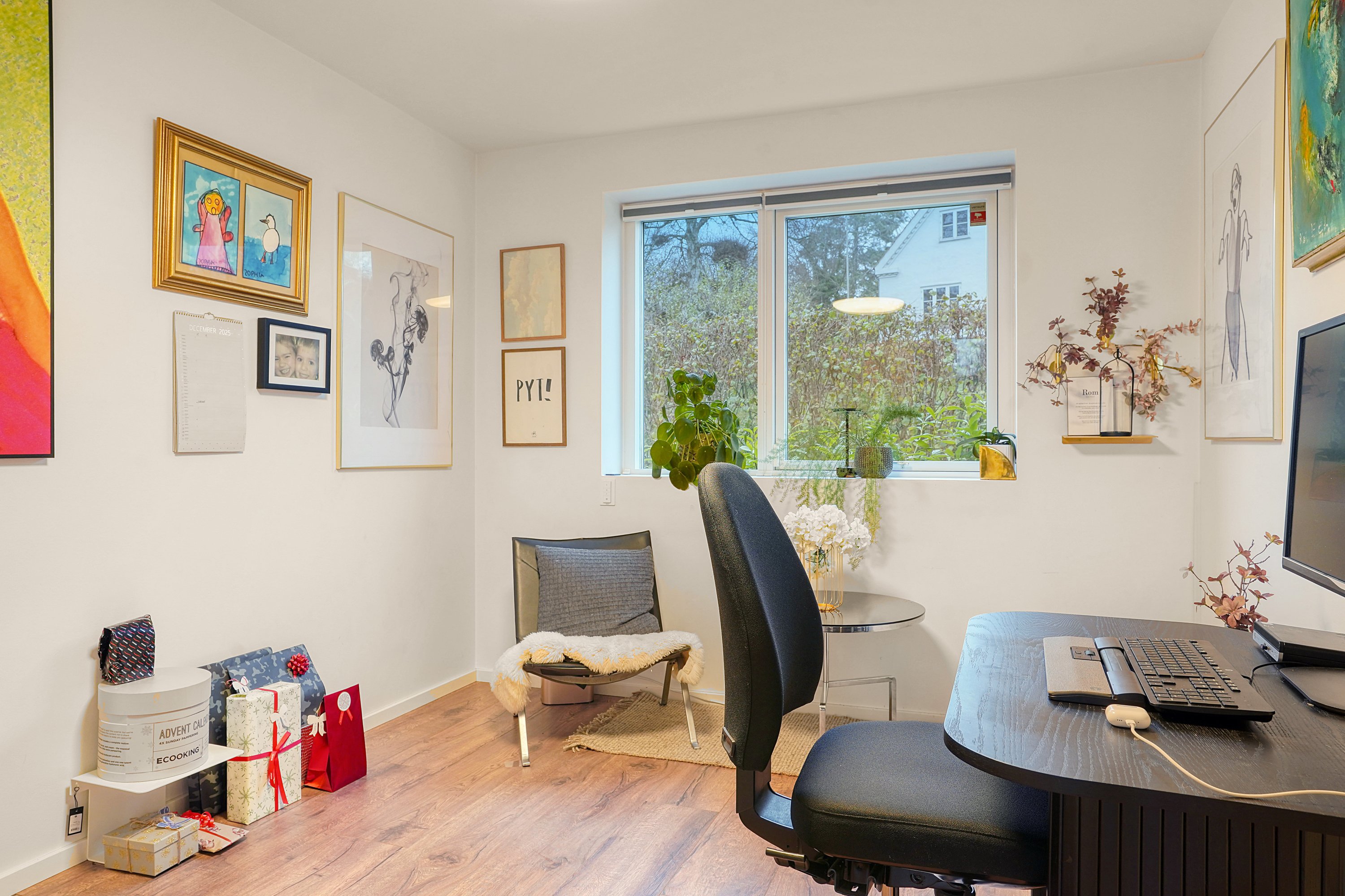 Fremhævet værelse billede i fuldskærmstilstand. Billede af Ellevej 6, 3400 Hillerød