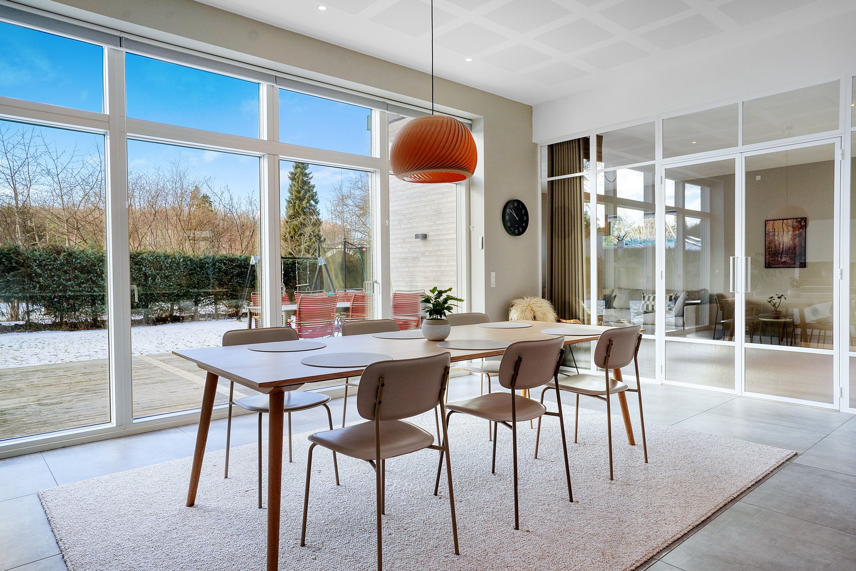 Fremhævet spisestue billede i fuldskærmstilstand. Billede af Mosedraget 18, Nødebo, 3480 Fredensborg