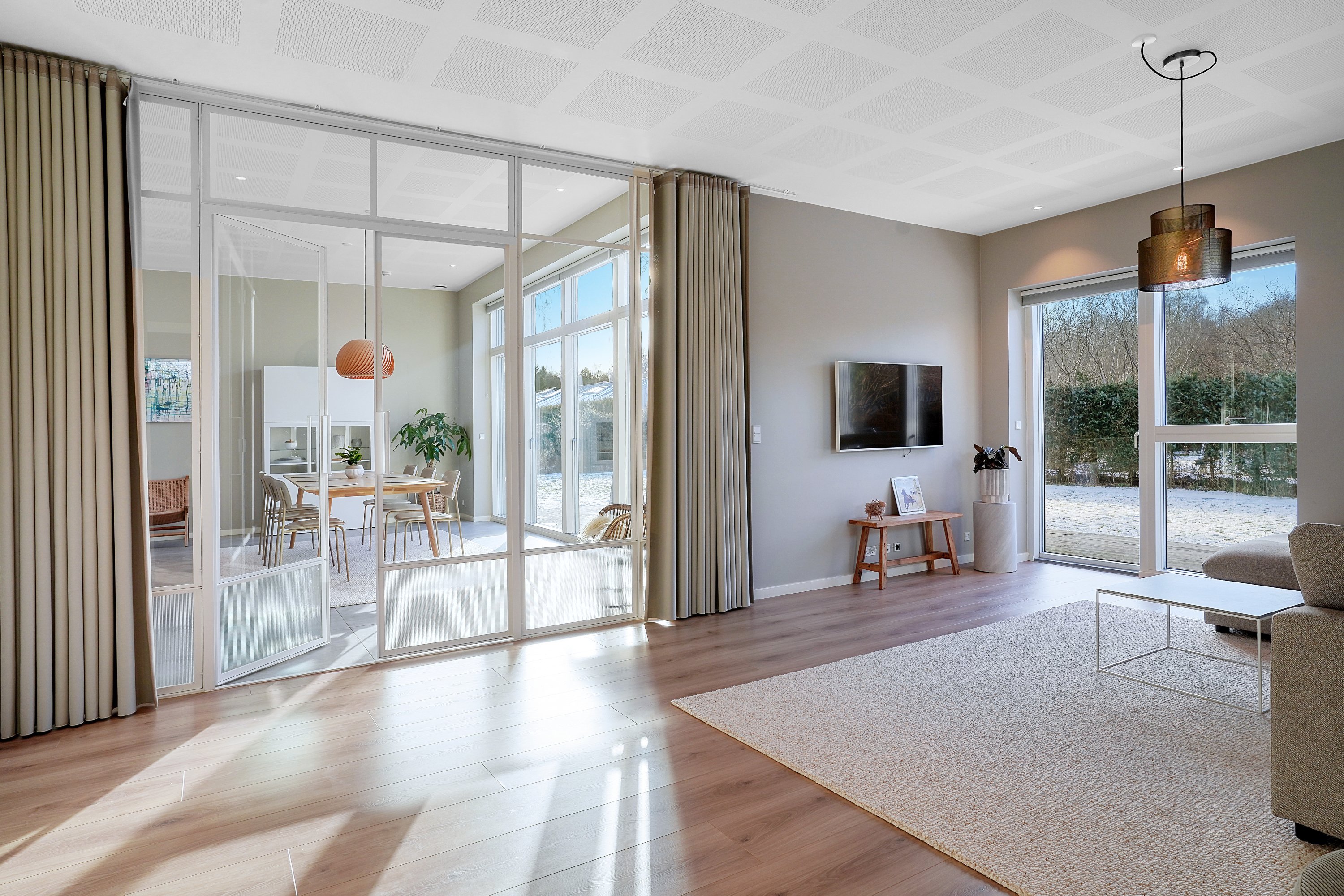 Fremhævet spisestue billede i fuldskærmstilstand. Billede af Mosedraget 18, Nødebo, 3480 Fredensborg