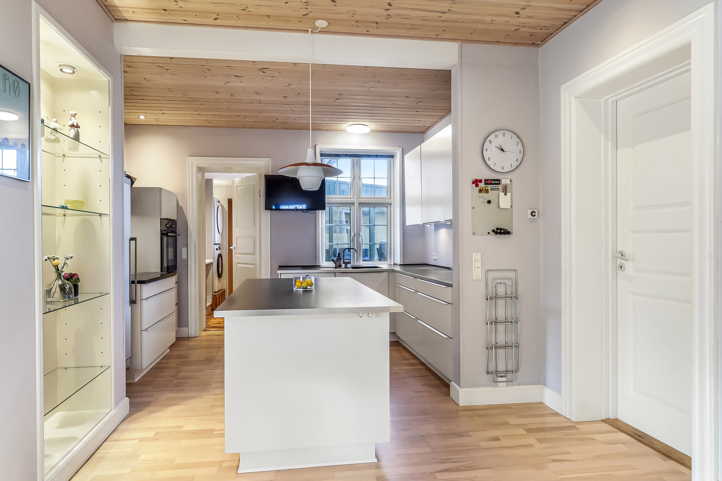 Fremhævet køkken billede i fuldskærmstilstand. Billede af Vestergade 4, 5960 Marstal