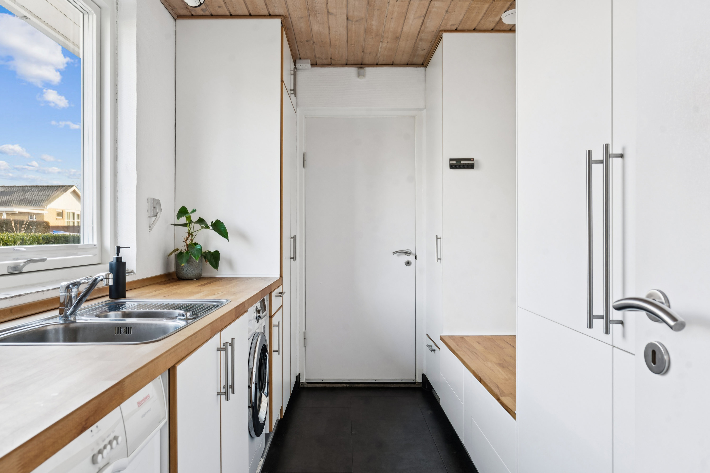 Fremhævet køkken billede i fuldskærmstilstand. Billede af Aprilvej 14, Torsted, 8700 Horsens