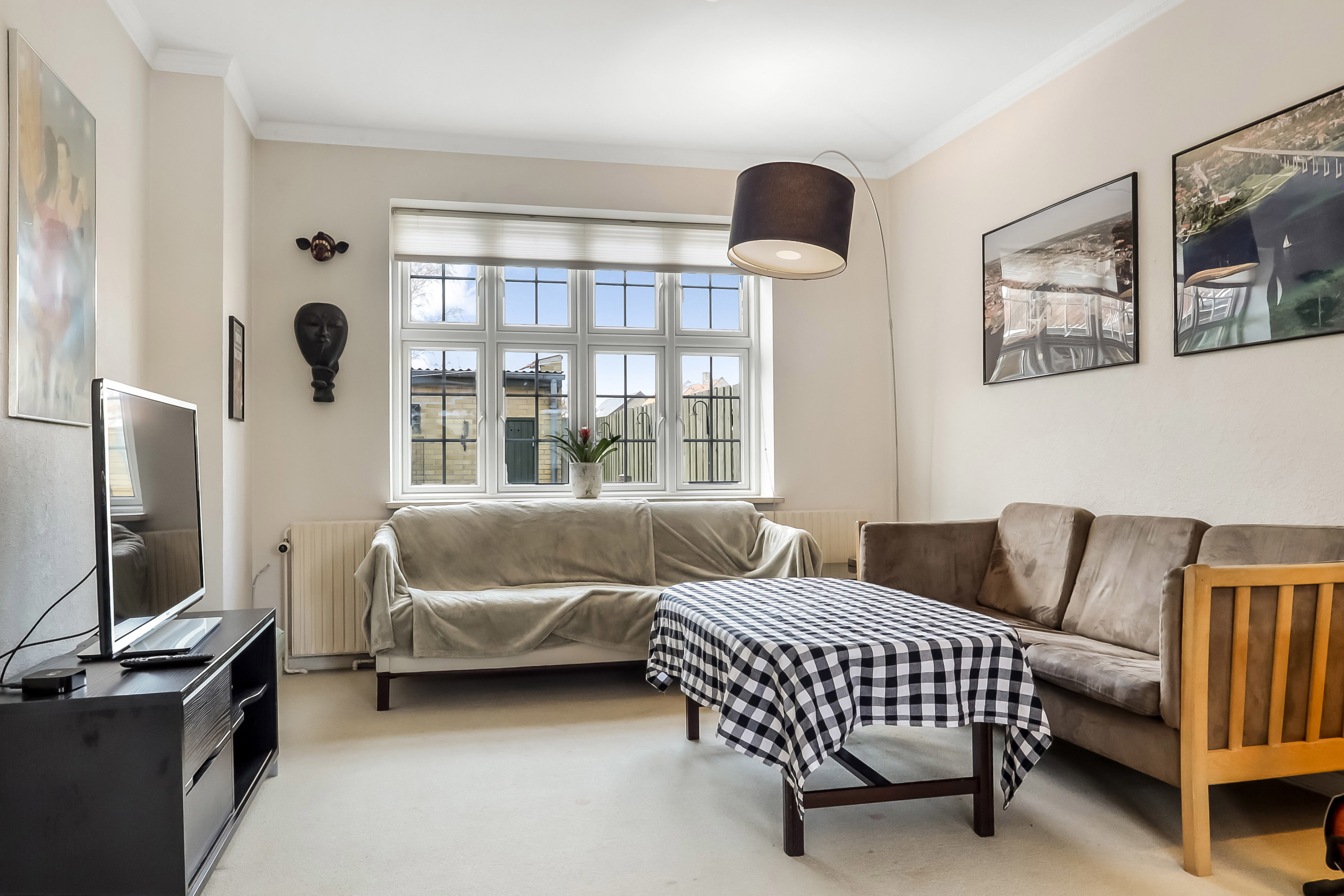 Fremhævet stue billede i fuldskærmstilstand. Billede af Vestergade 4, 5960 Marstal