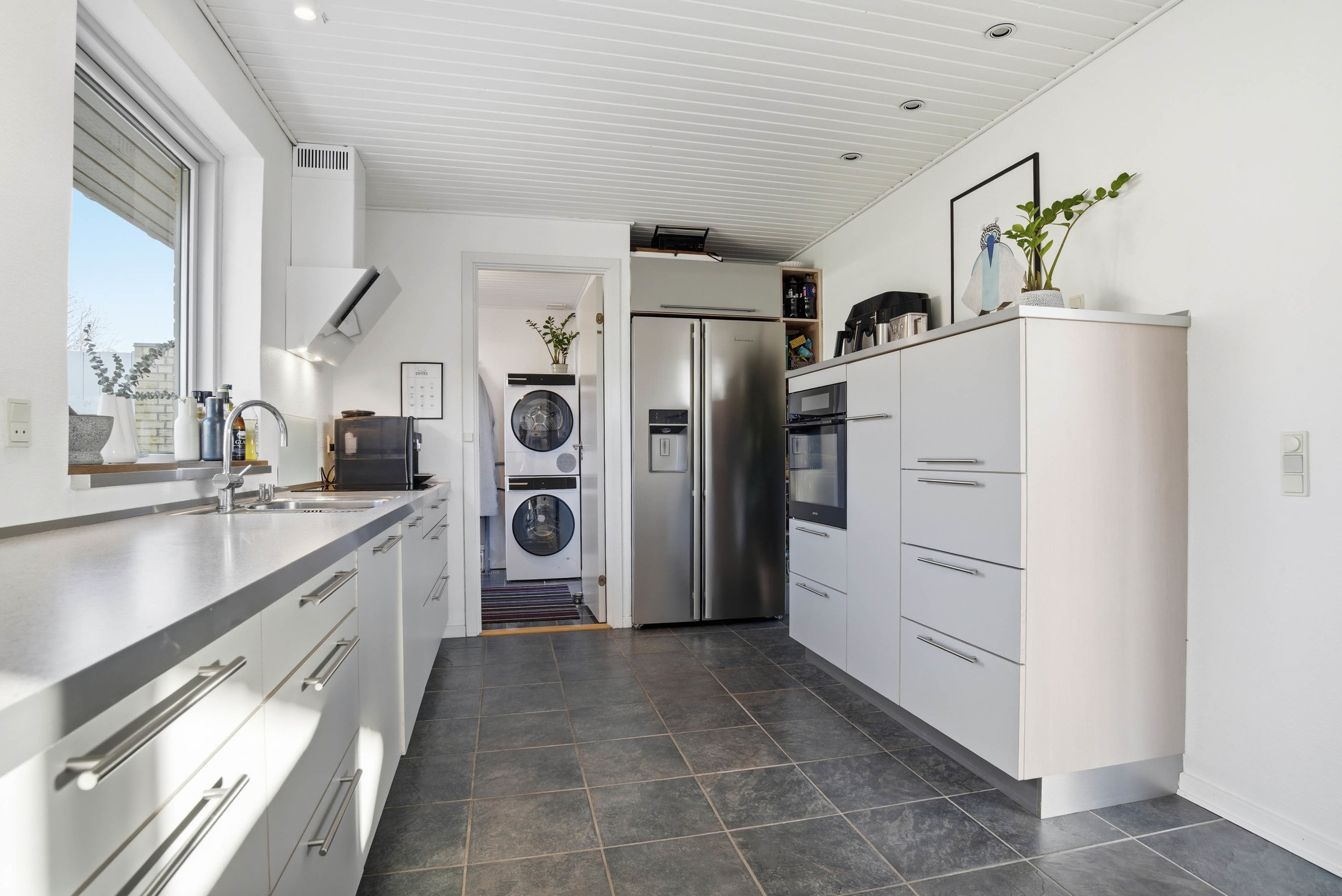 Fremhævet køkken alrum billede i fuldskærmstilstand. Billede af Hartmannsvej 105, 7500 Holstebro