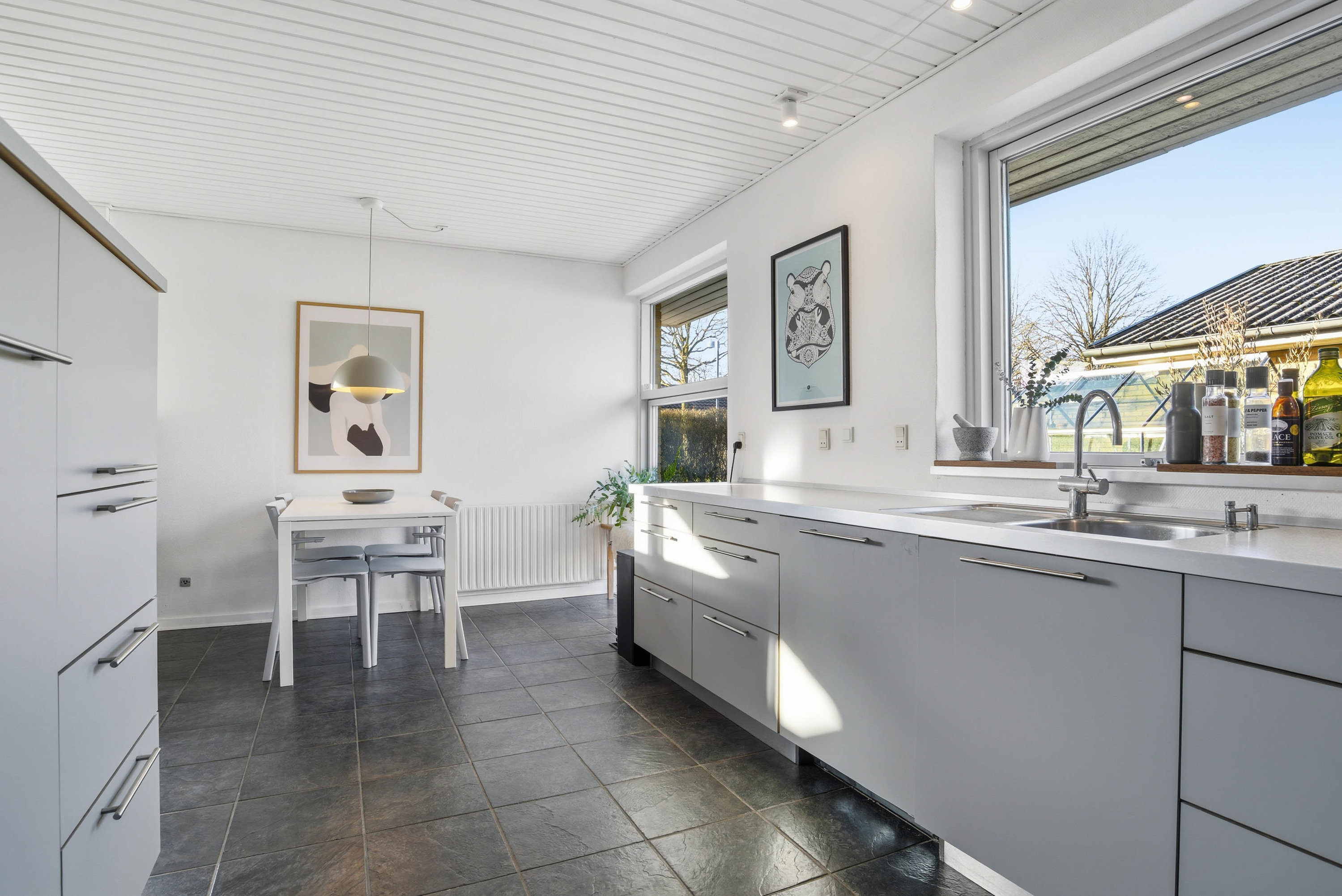 Fremhævet køkken alrum billede i fuldskærmstilstand. Billede af Hartmannsvej 105, 7500 Holstebro